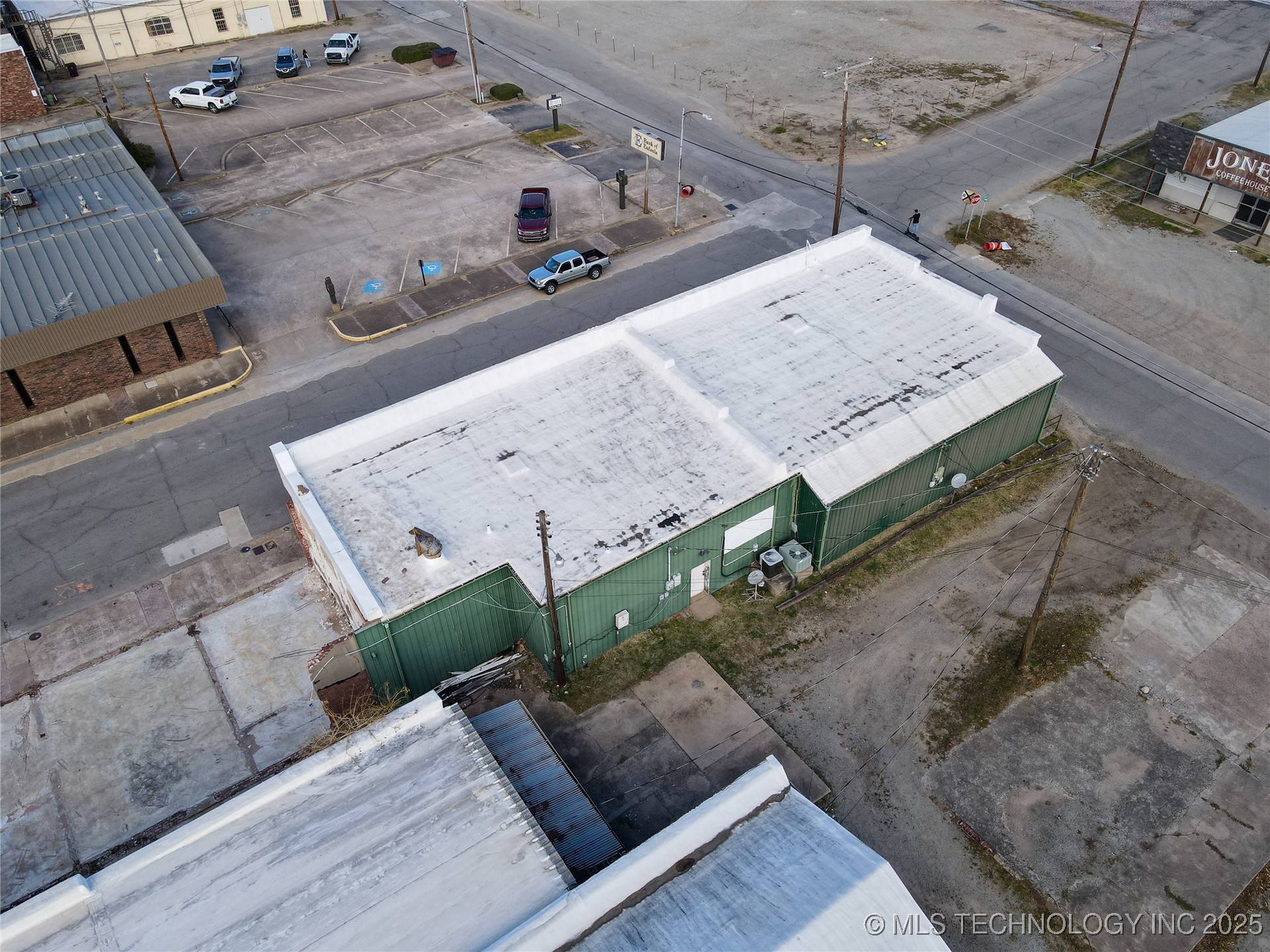 37 Foley Property Photo 9