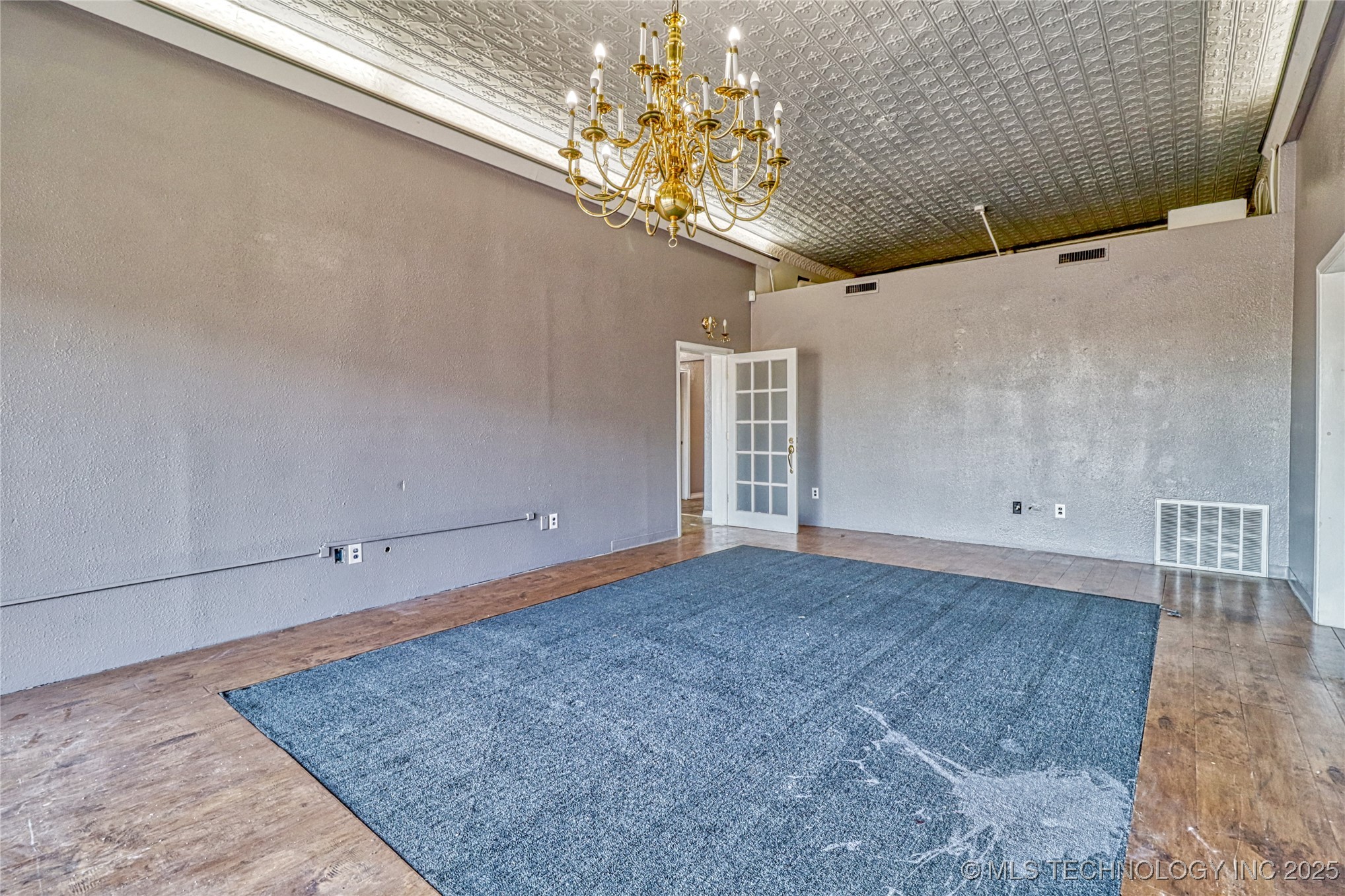 37 Foley Property Photo 21