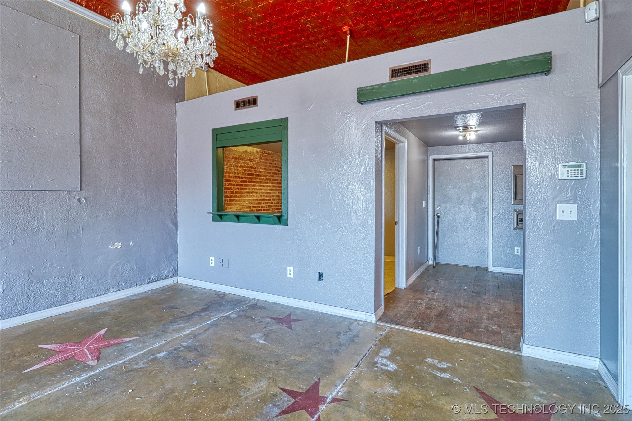 37 Foley Property Photo 24