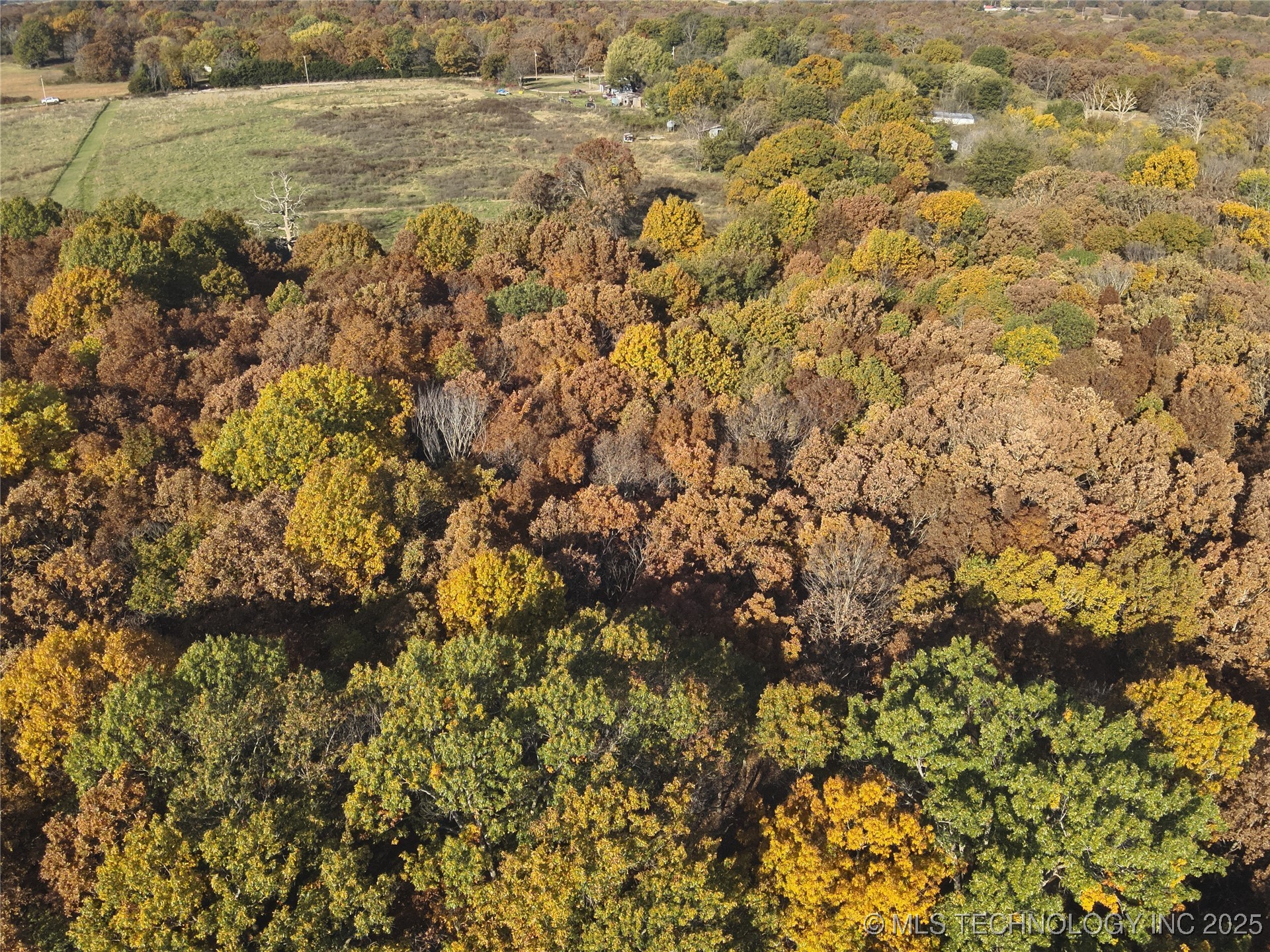 4290 Road Property Photo 7