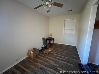 60405 E 252 Lane Property Photo 12