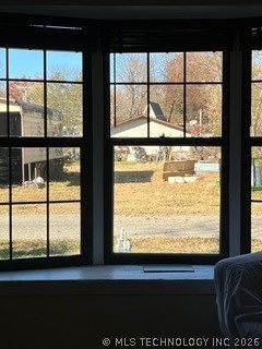 60405 E 252 Lane Property Photo 14