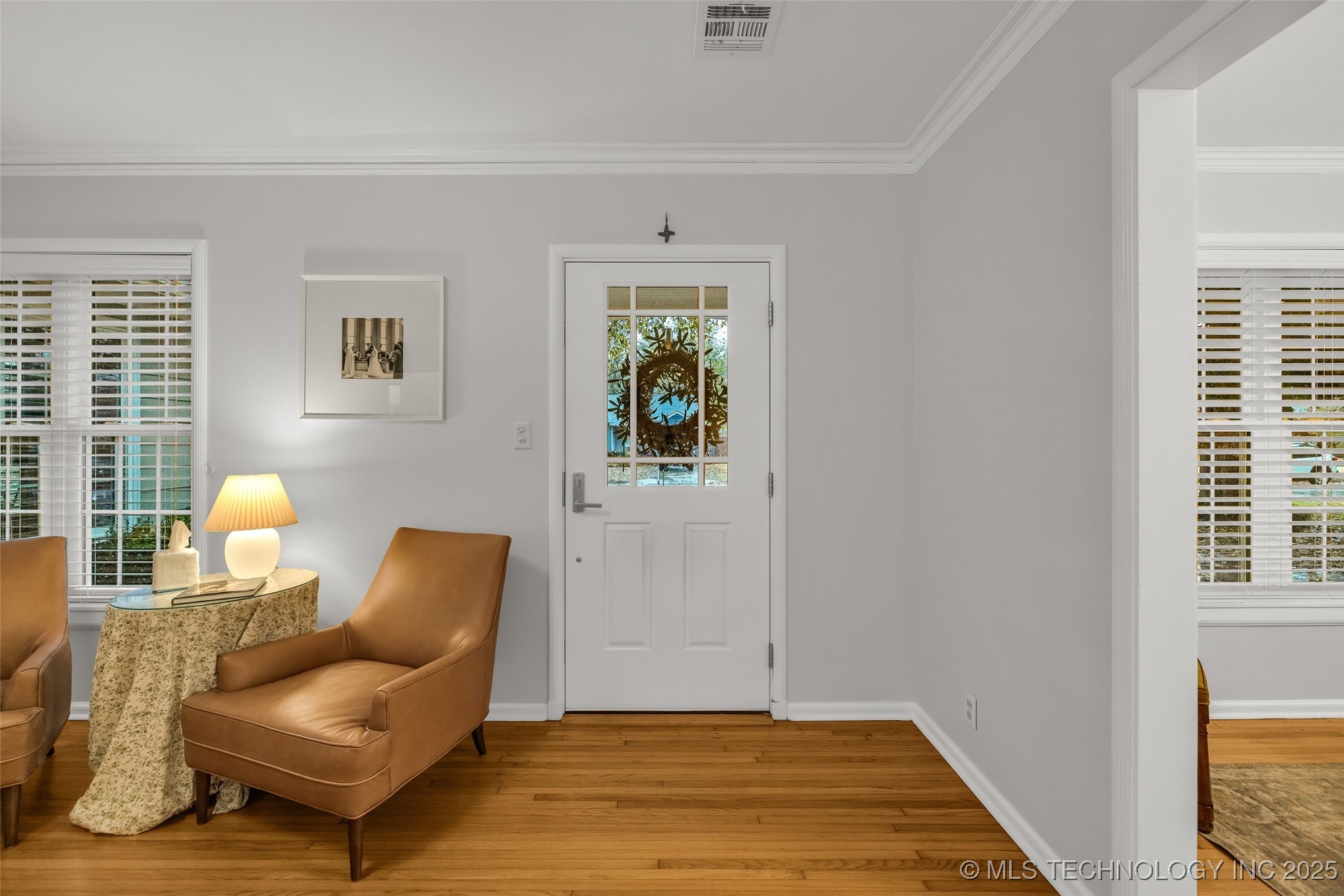 2911 S Boston Court Property Photo 4