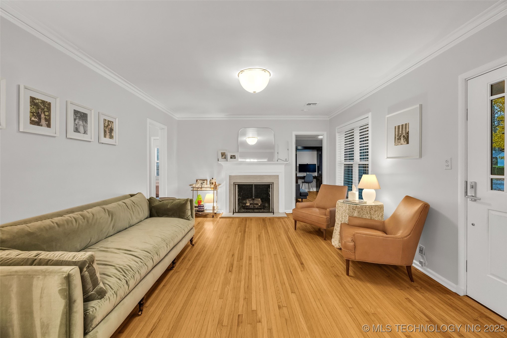 2911 S Boston Court Property Photo 7