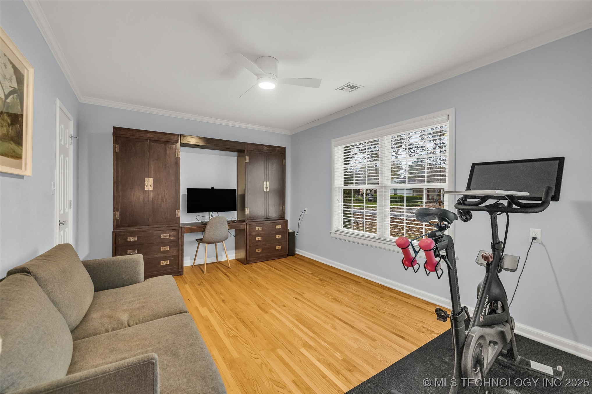 2911 S Boston Court Property Photo 8