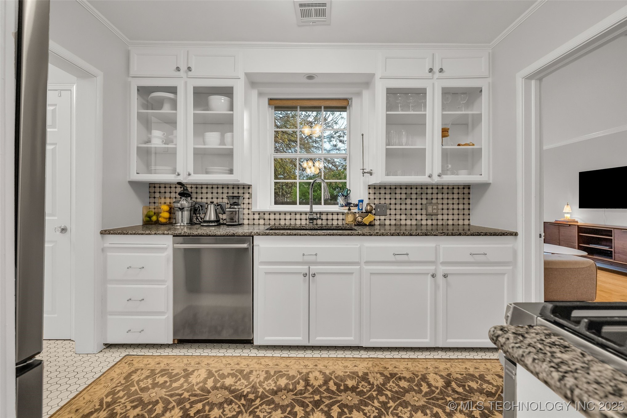 2911 S Boston Court Property Photo 14