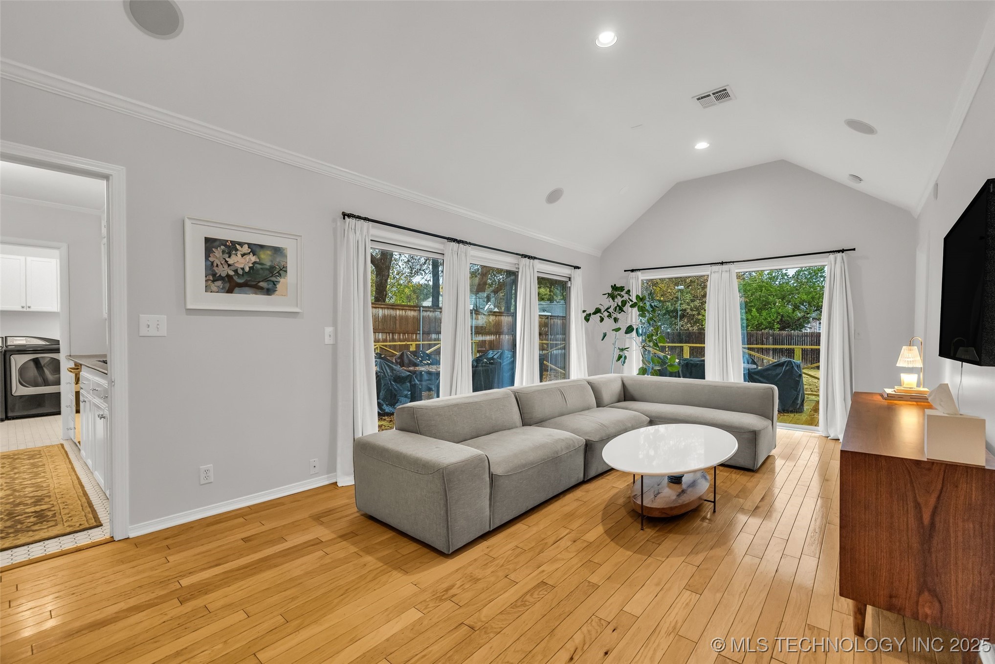 2911 S Boston Court Property Photo 19