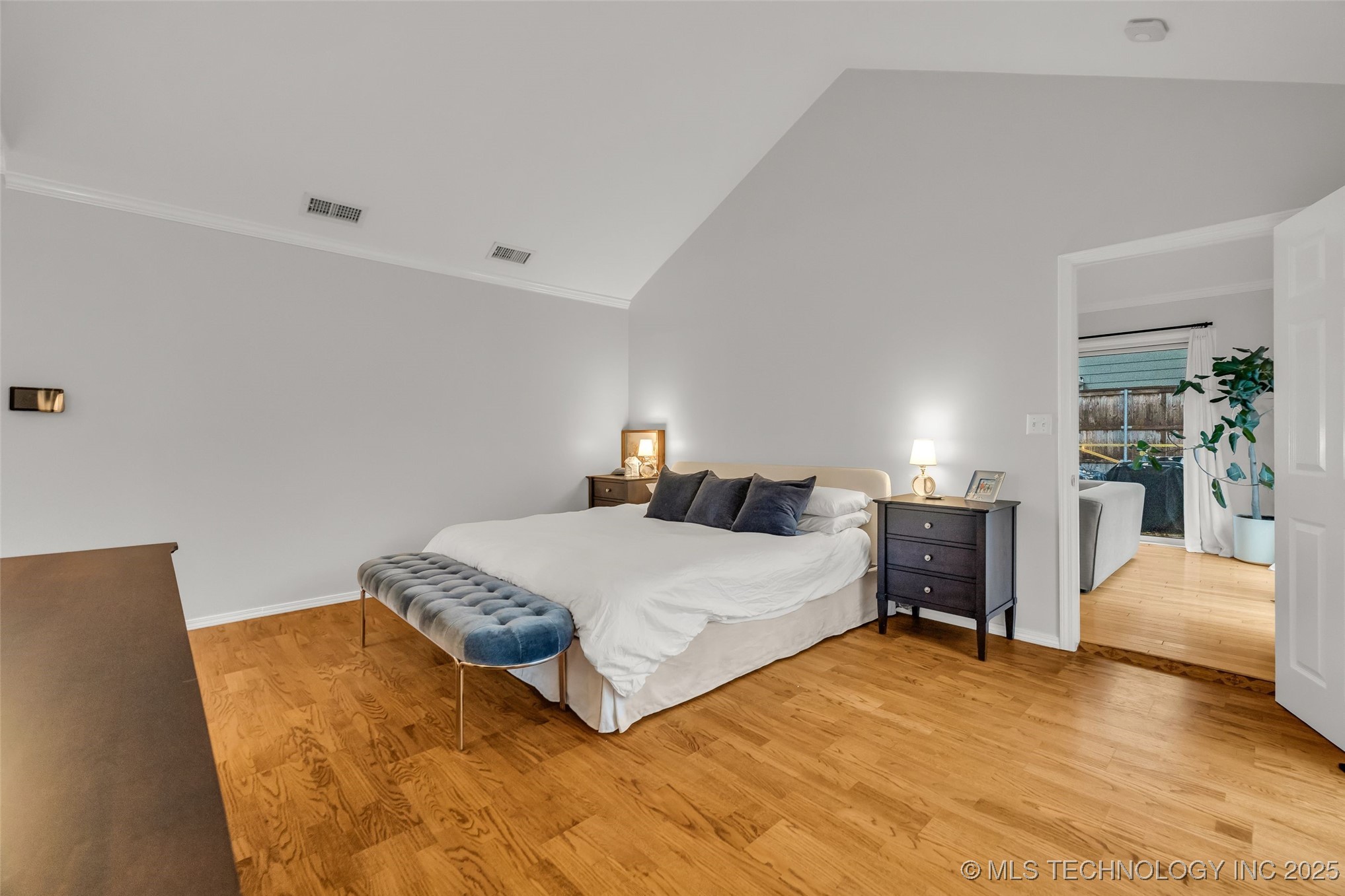 2911 S Boston Court Property Photo 23