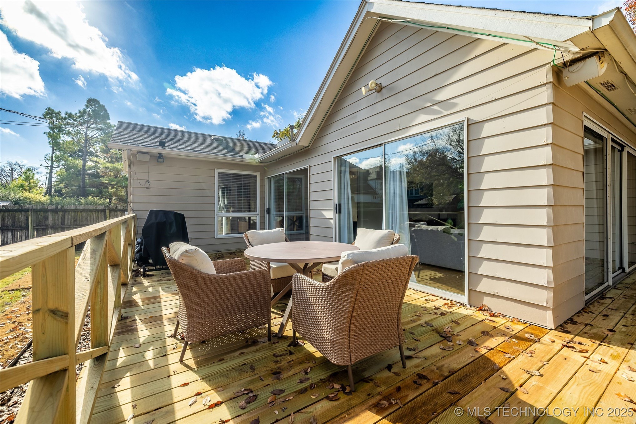 2911 S Boston Court Property Photo 38