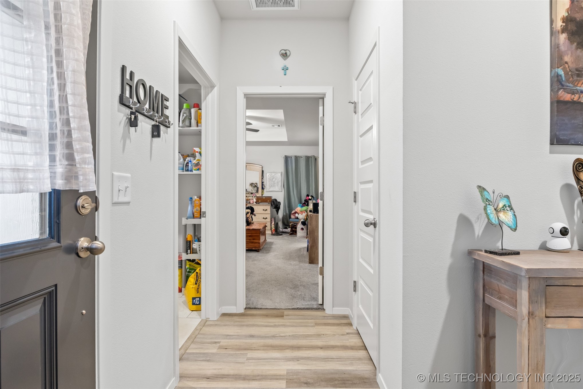 7402 E 89th Street N Property Photo 3