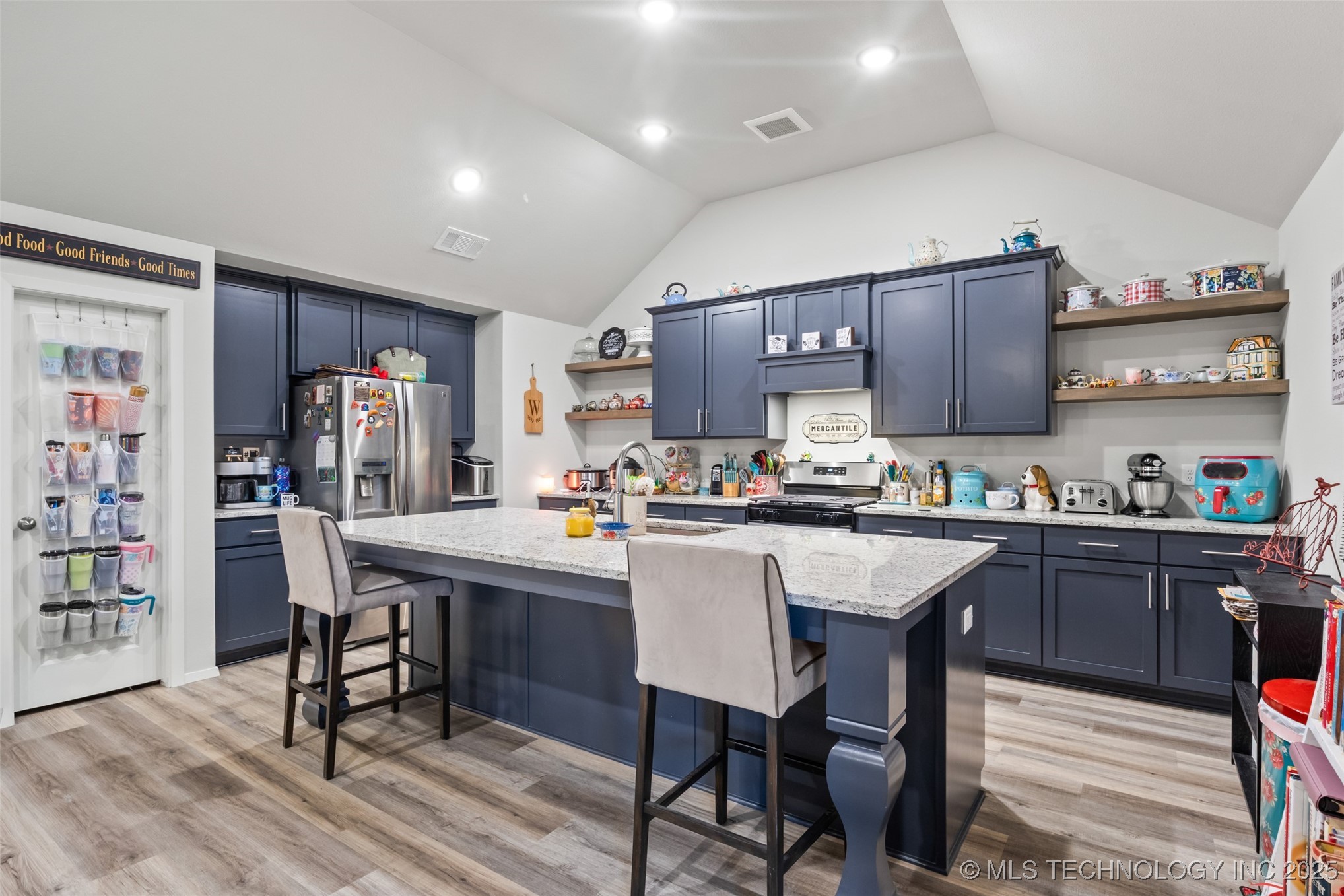 7402 E 89th Street N Property Photo 4