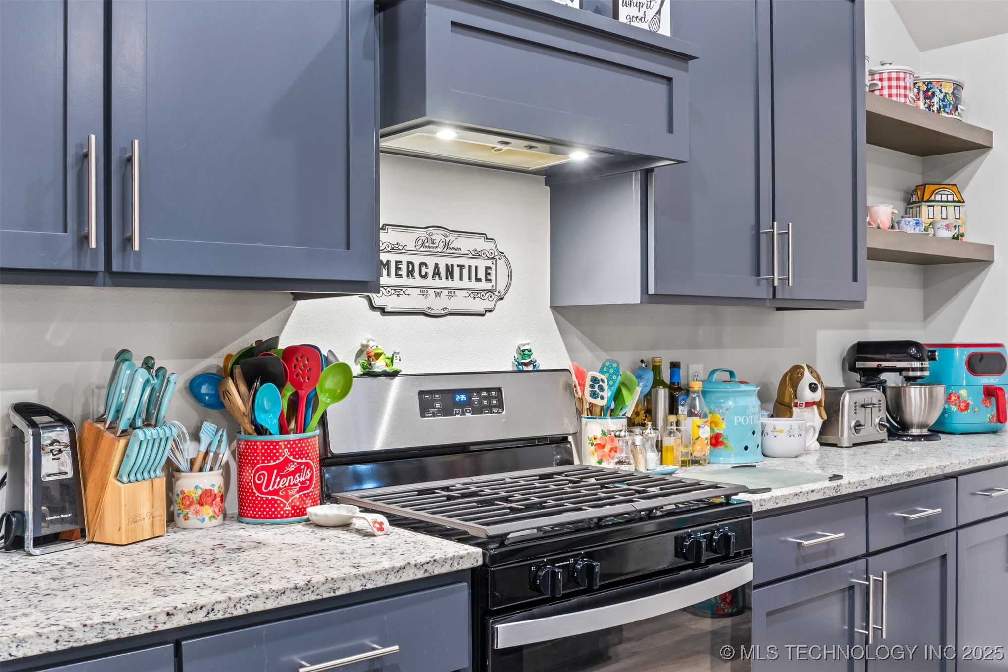 7402 E 89th Street N Property Photo 6