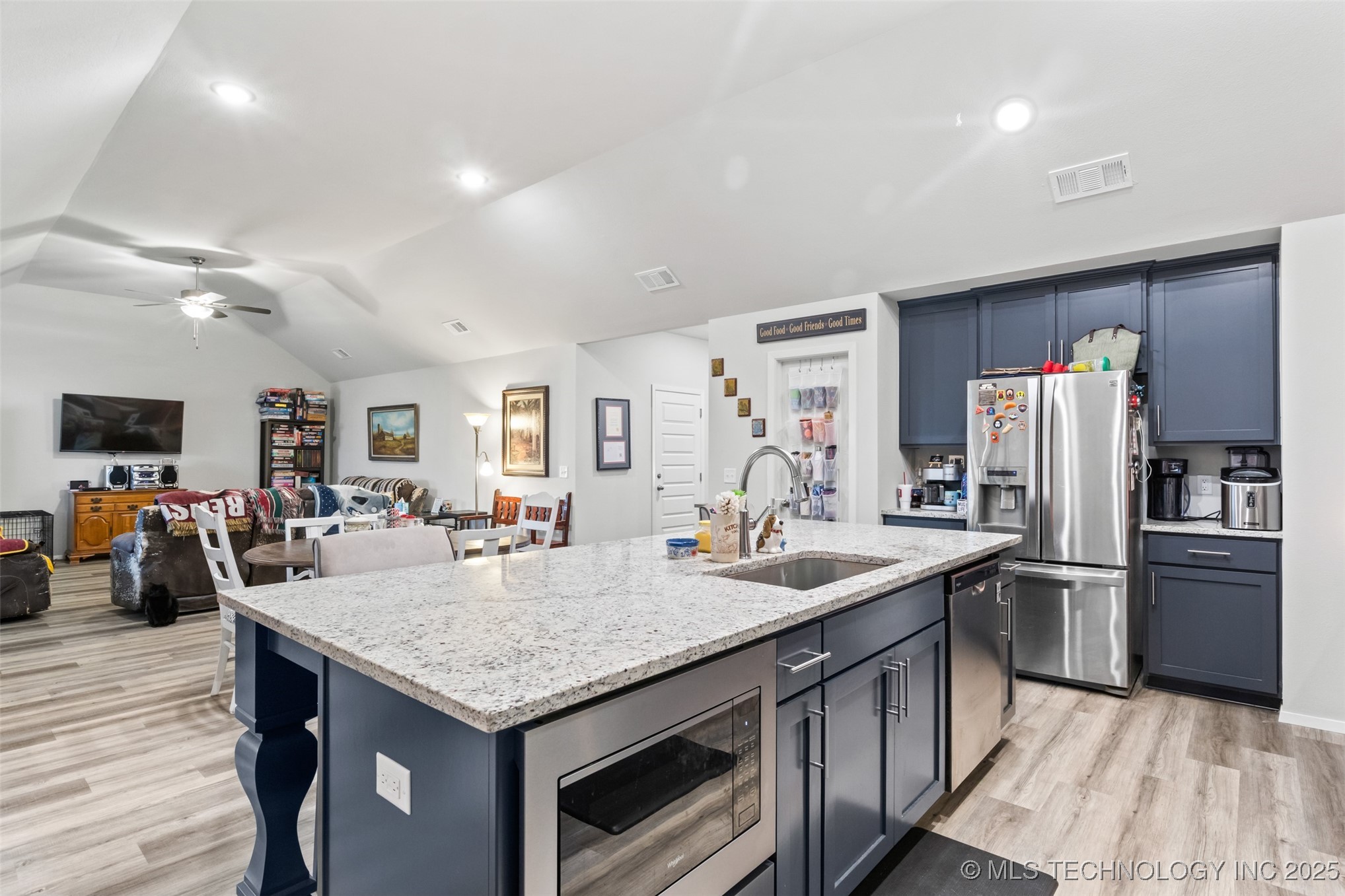 7402 E 89th Street N Property Photo 9