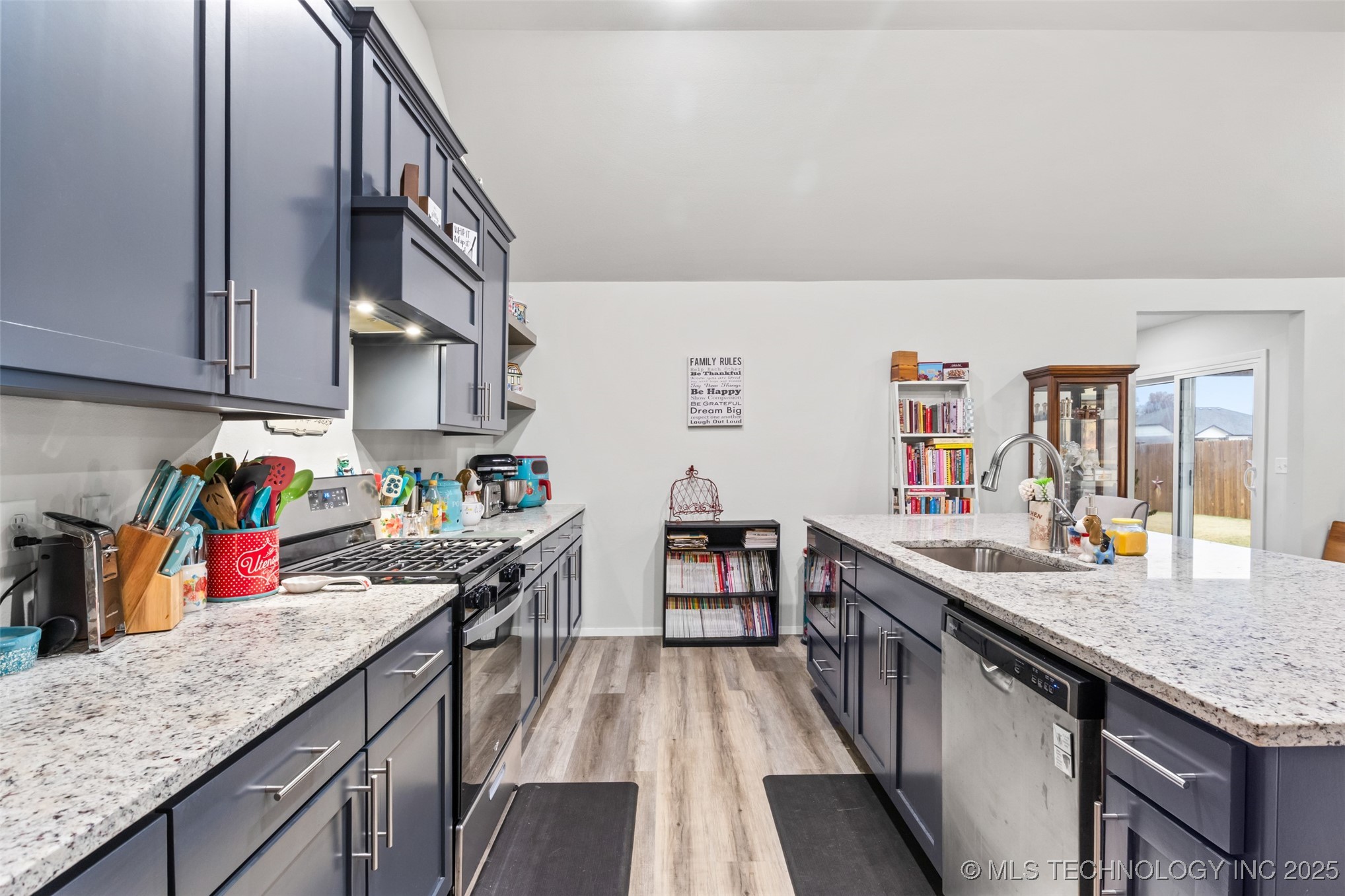 7402 E 89th Street N Property Photo 11