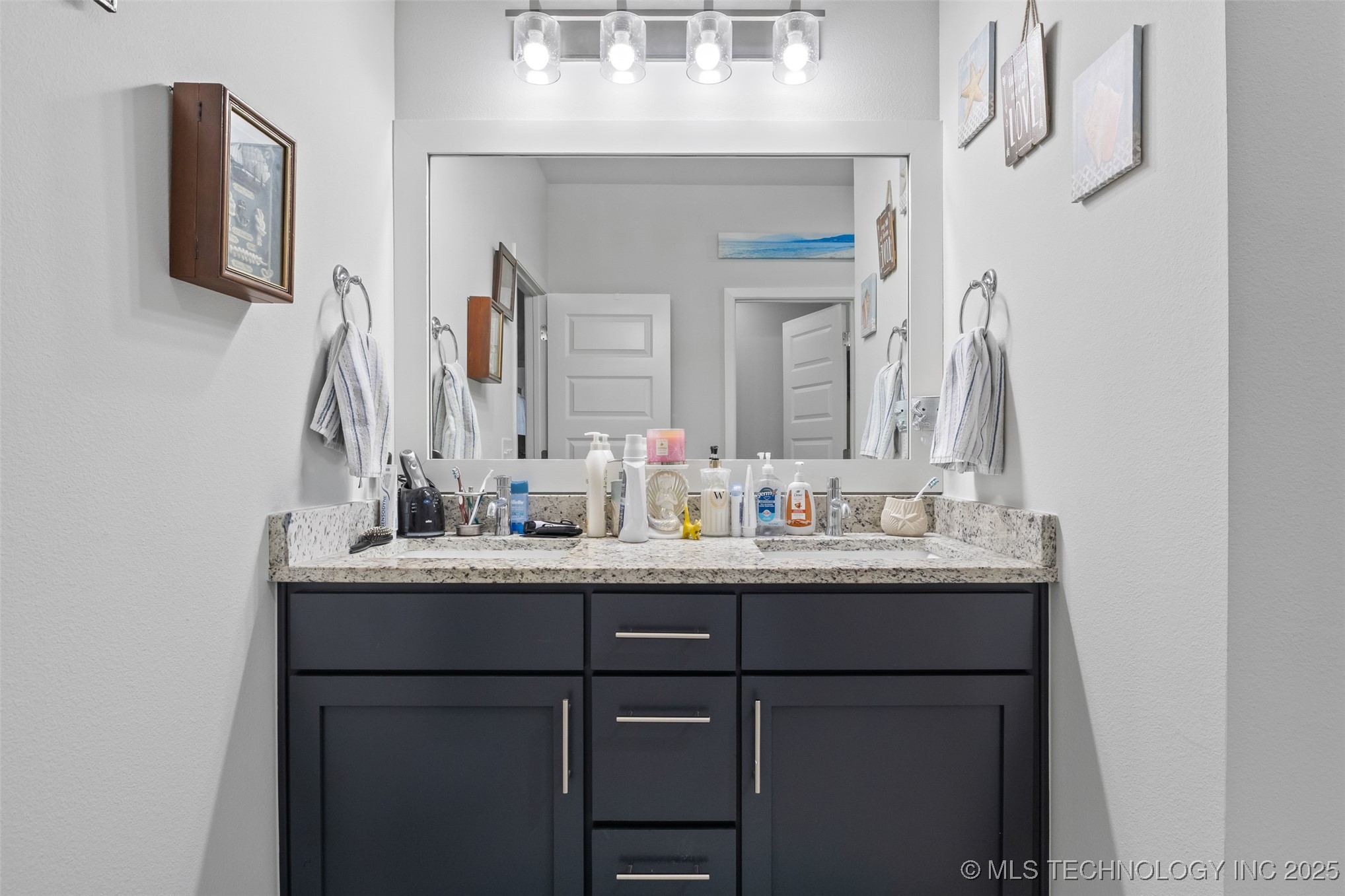 7402 E 89th Street N Property Photo 16