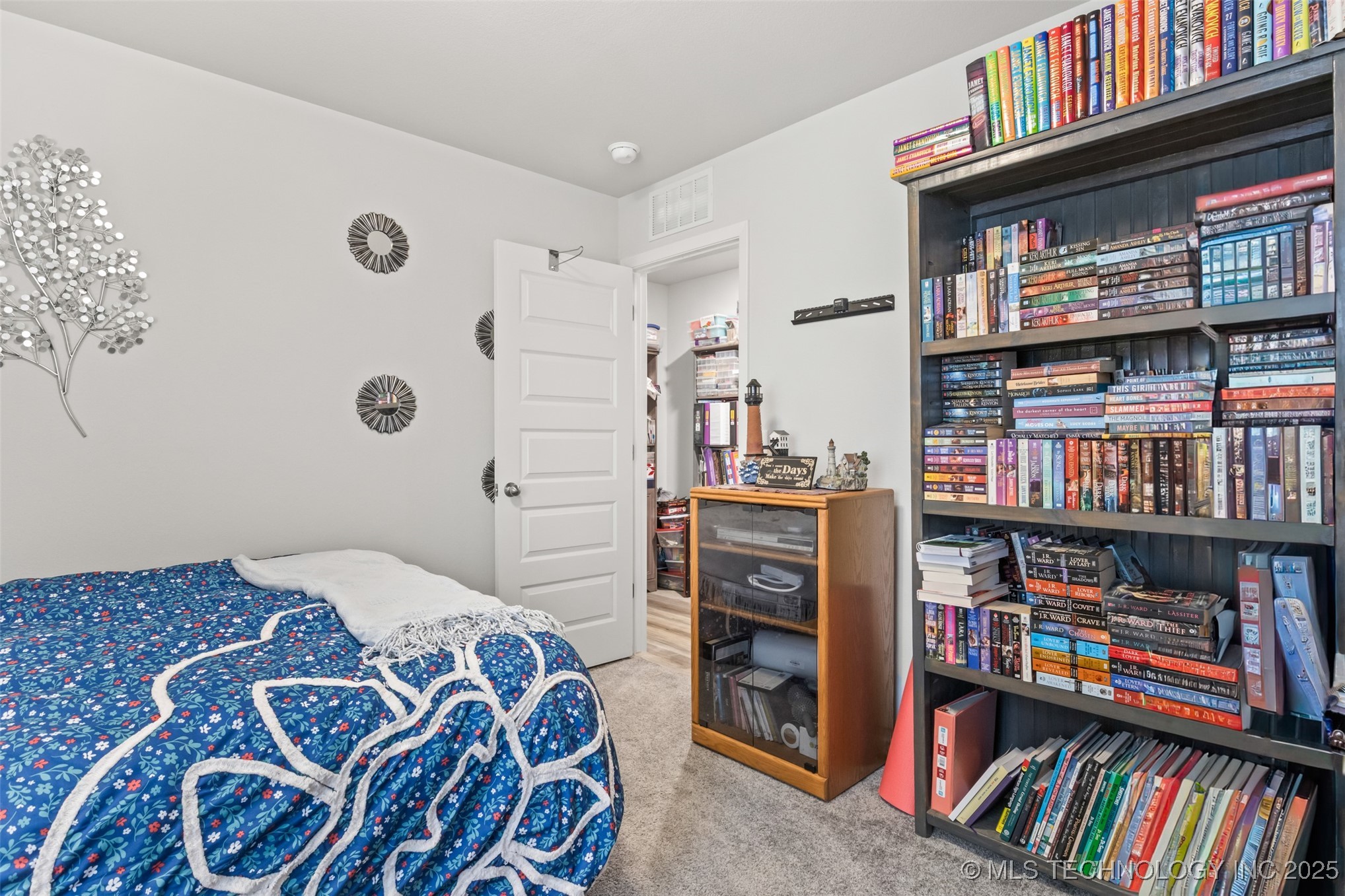 7402 E 89th Street N Property Photo 24