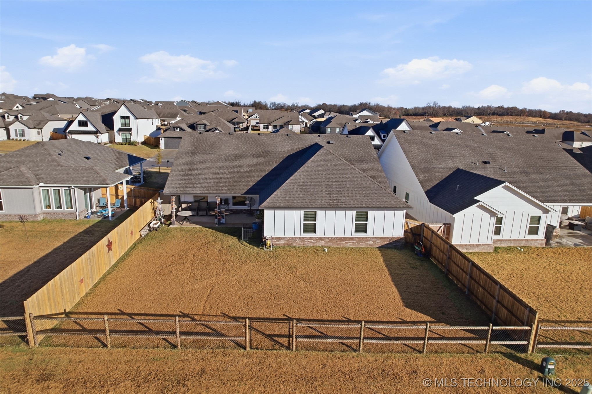 7402 E 89th Street N Property Photo 30