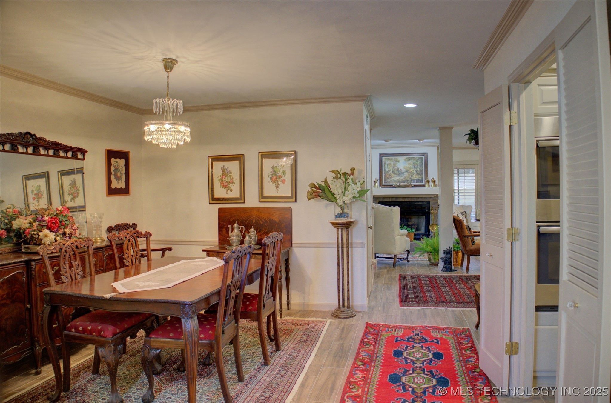 2918 E 84th Street 29 Property Photo 8