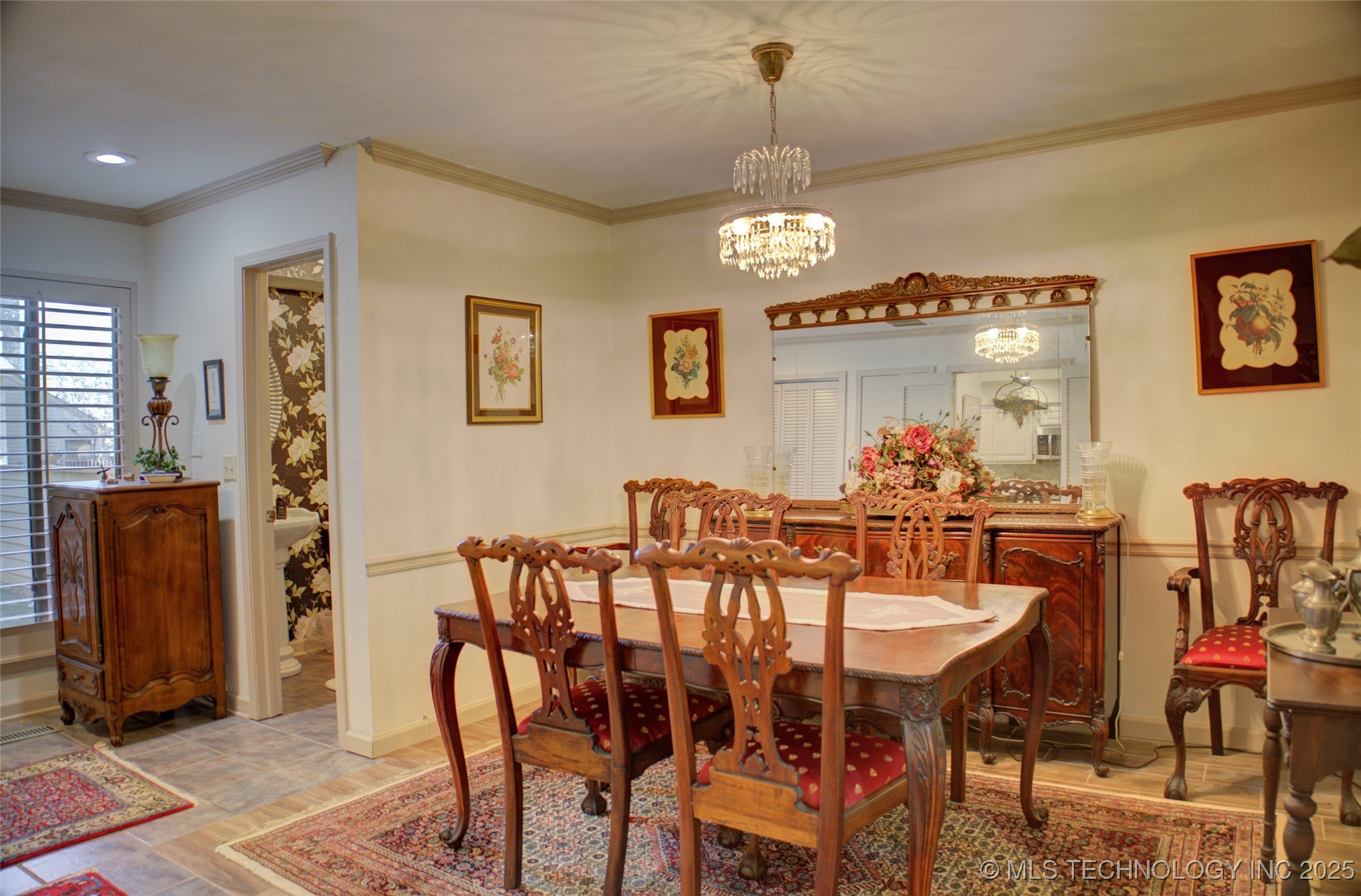 2918 E 84th Street 29 Property Photo 12