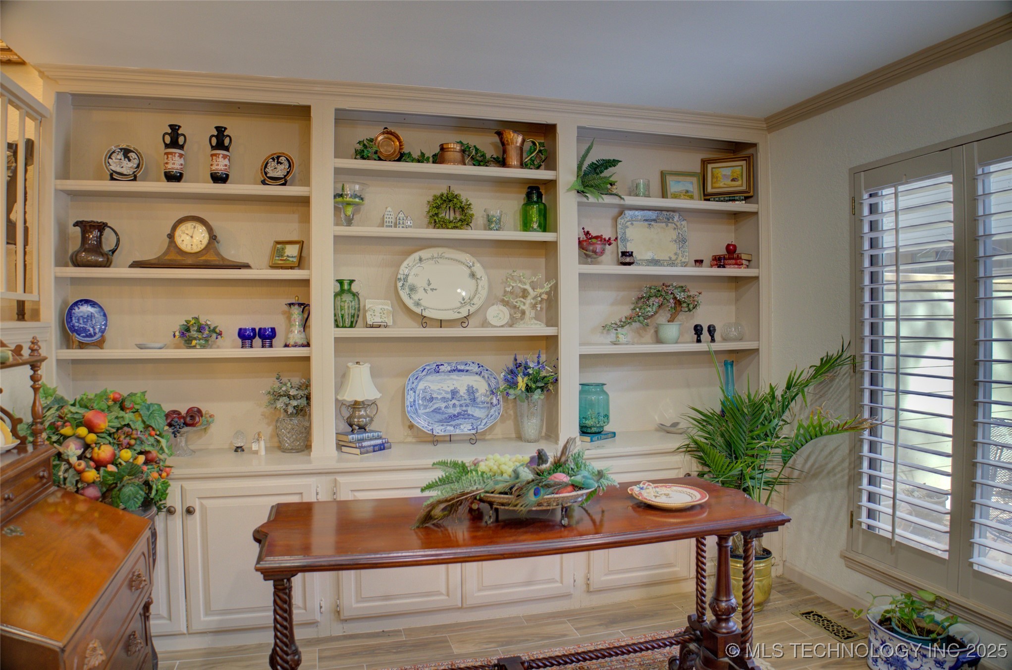 2918 E 84th Street 29 Property Photo 30