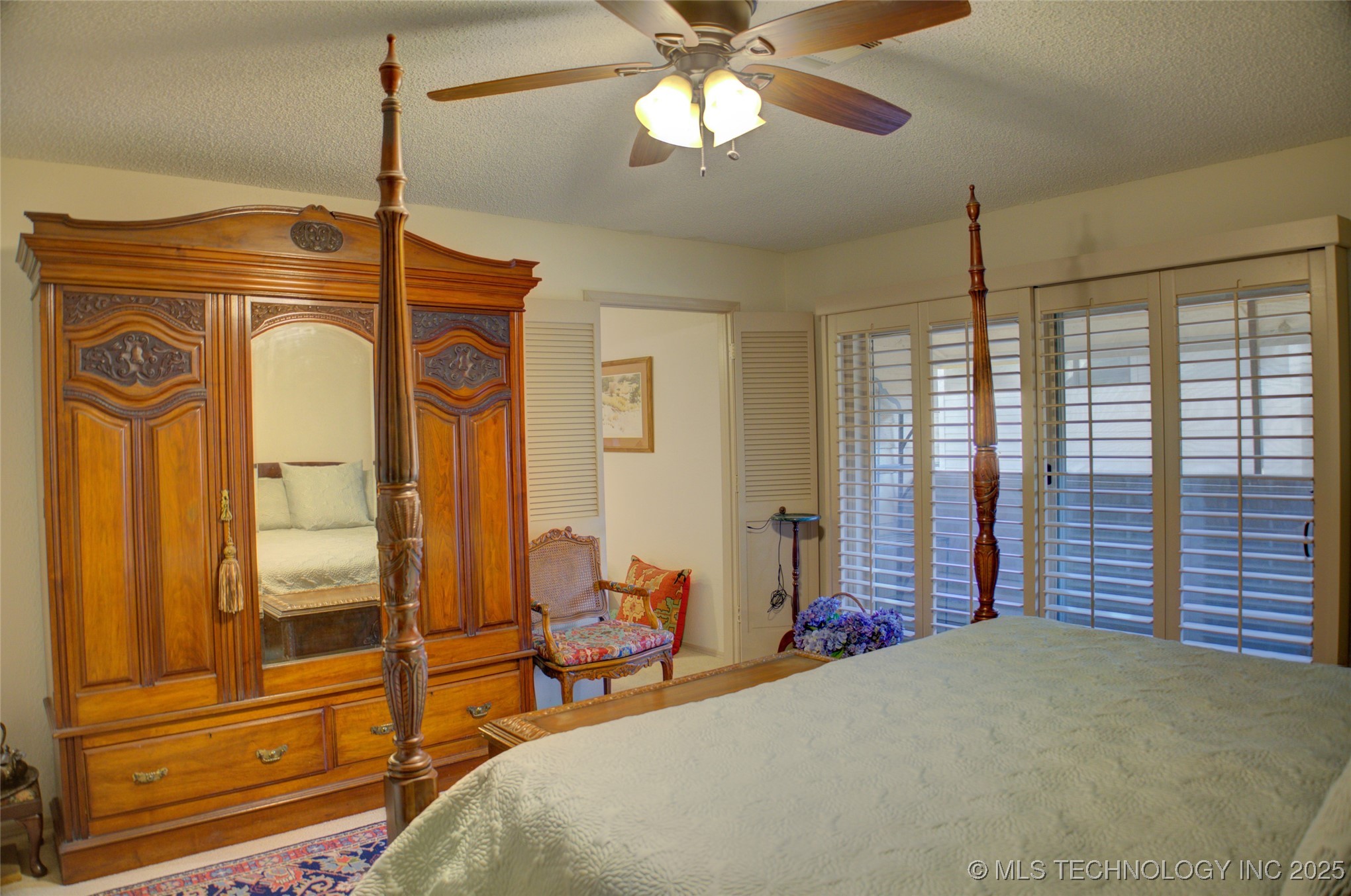 2918 E 84th Street 29 Property Photo 36