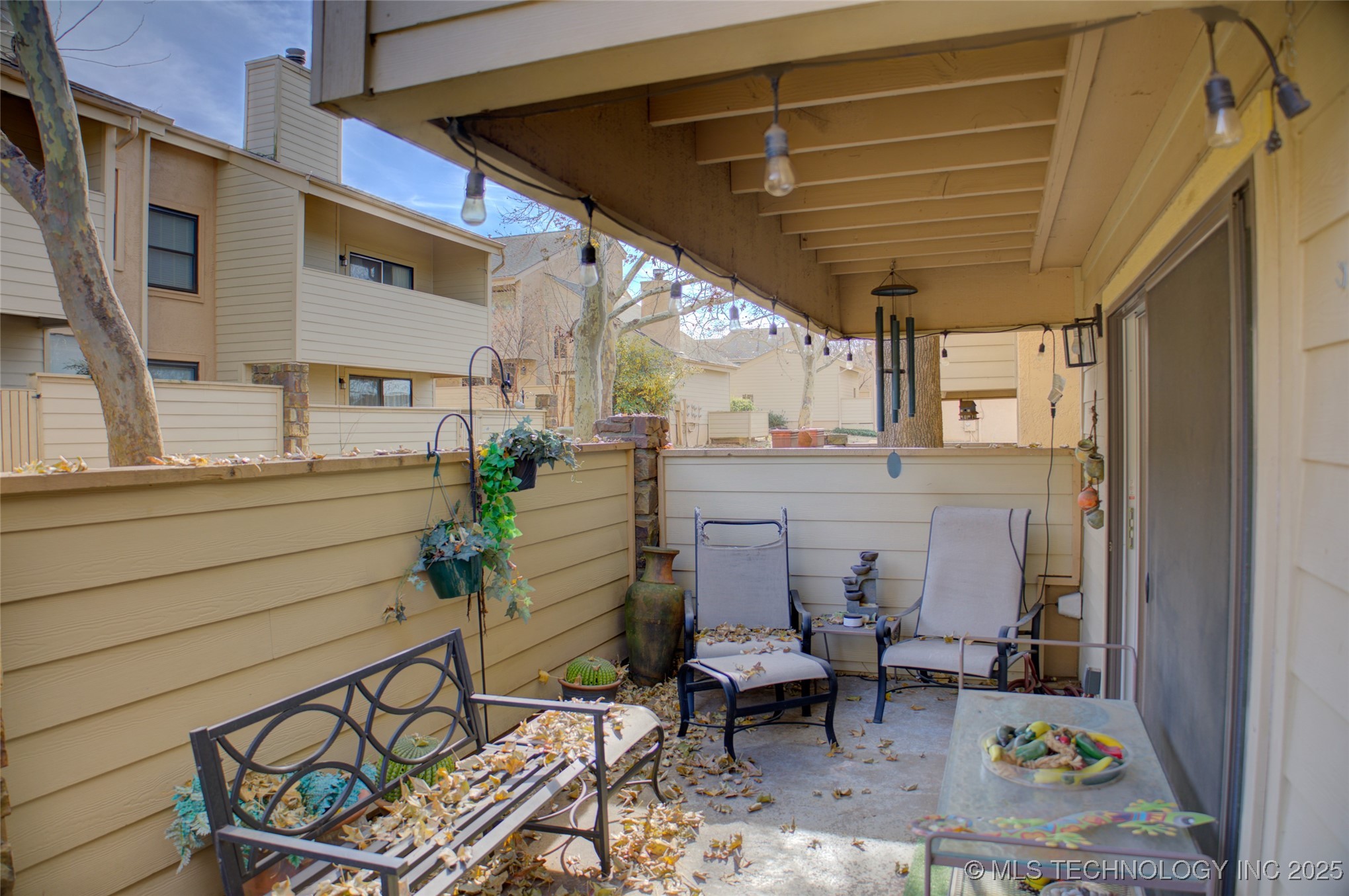 2918 E 84th Street 29 Property Photo 48