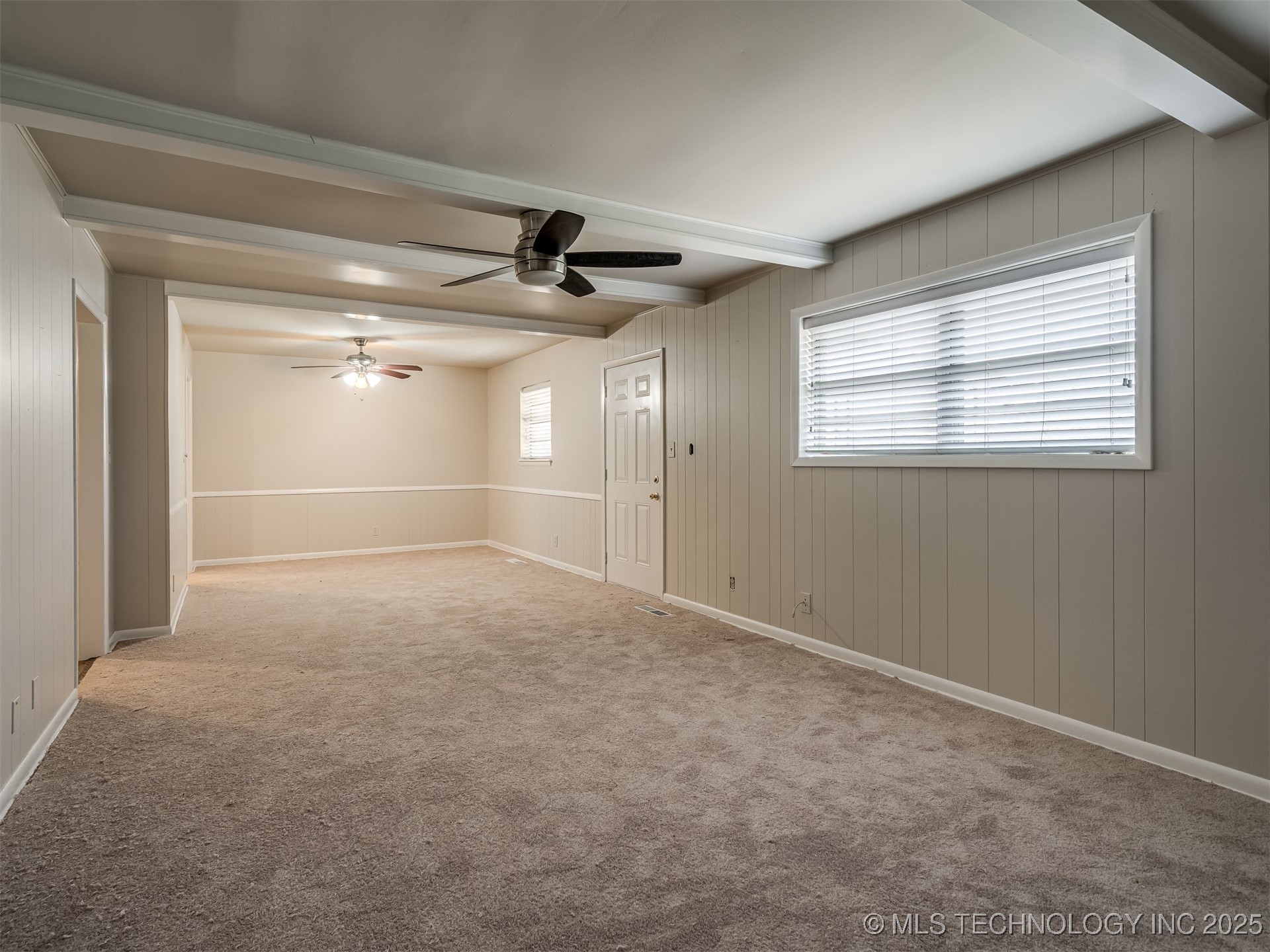 1737 E 56th Street Property Photo 12