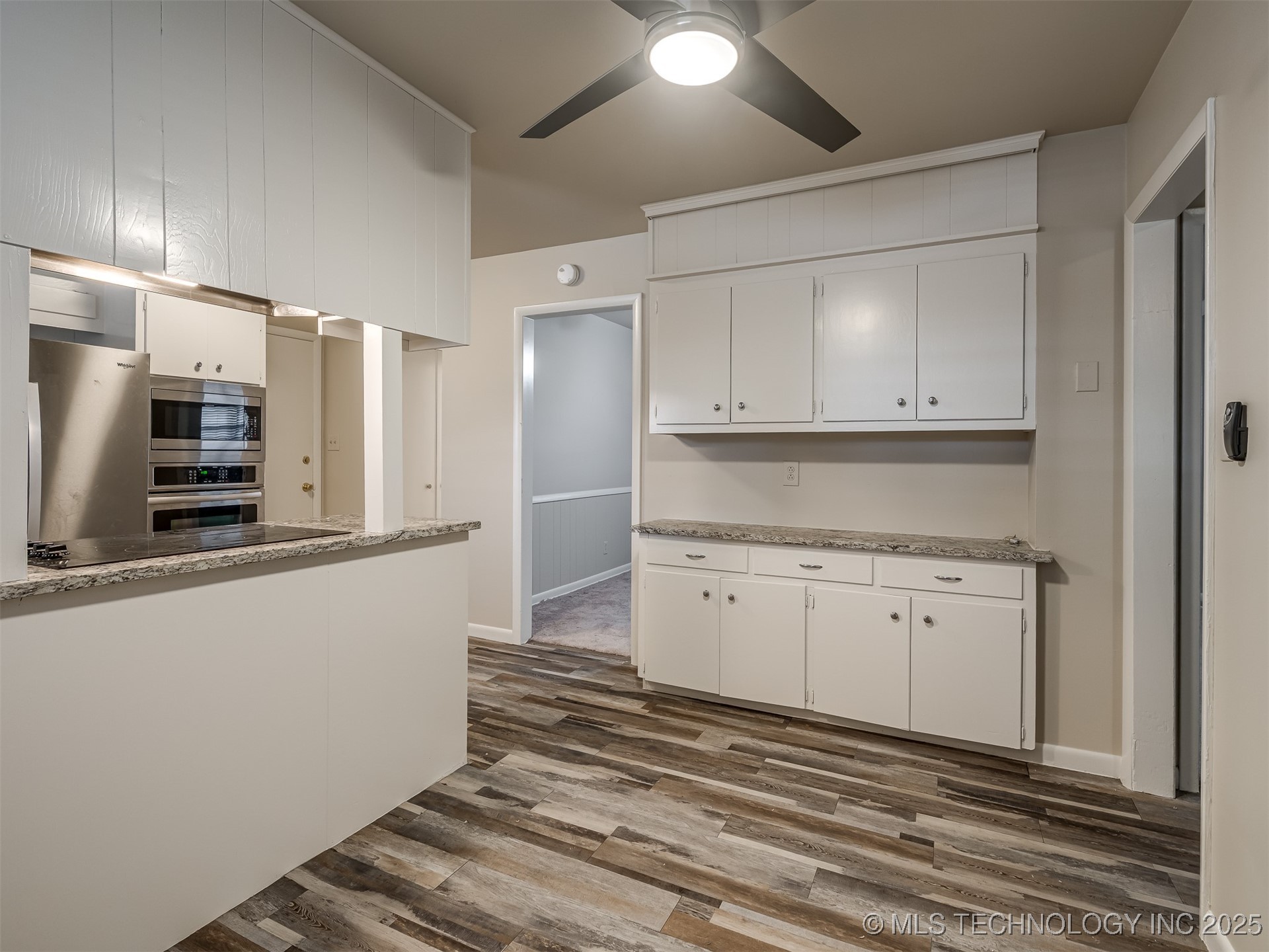 1737 E 56th Street Property Photo 21