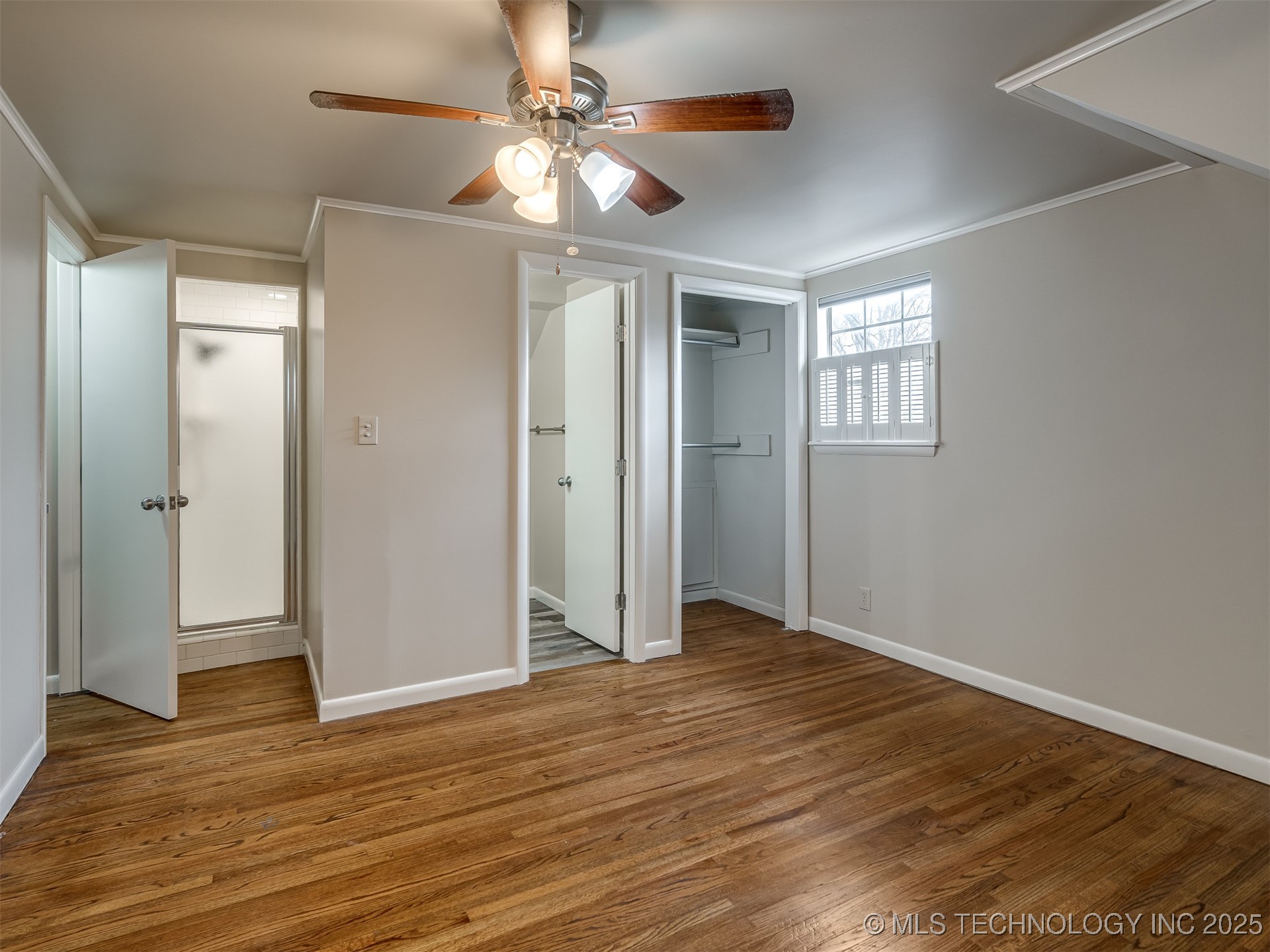 1737 E 56th Street Property Photo 33