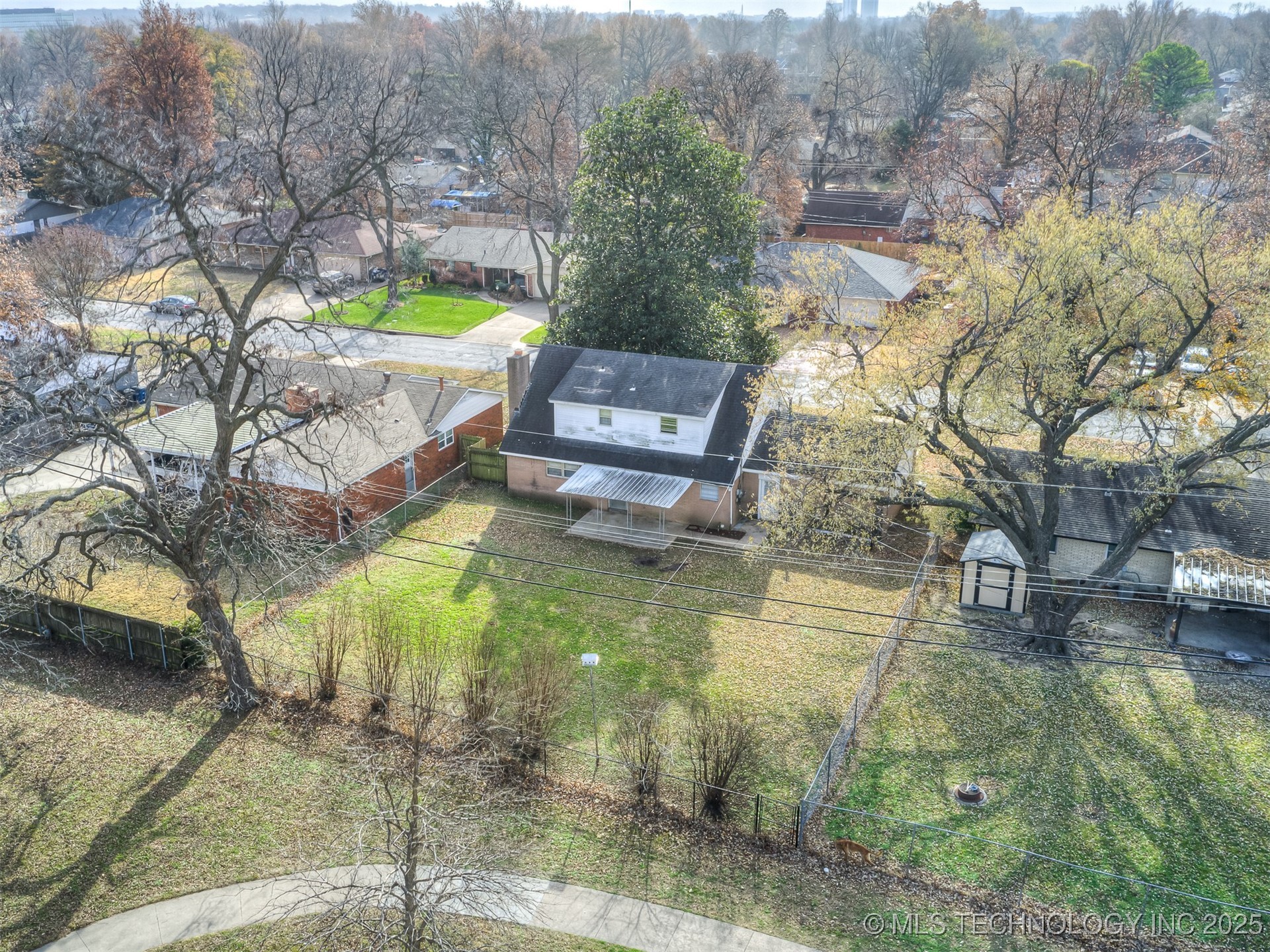 1737 E 56th Street Property Photo 57