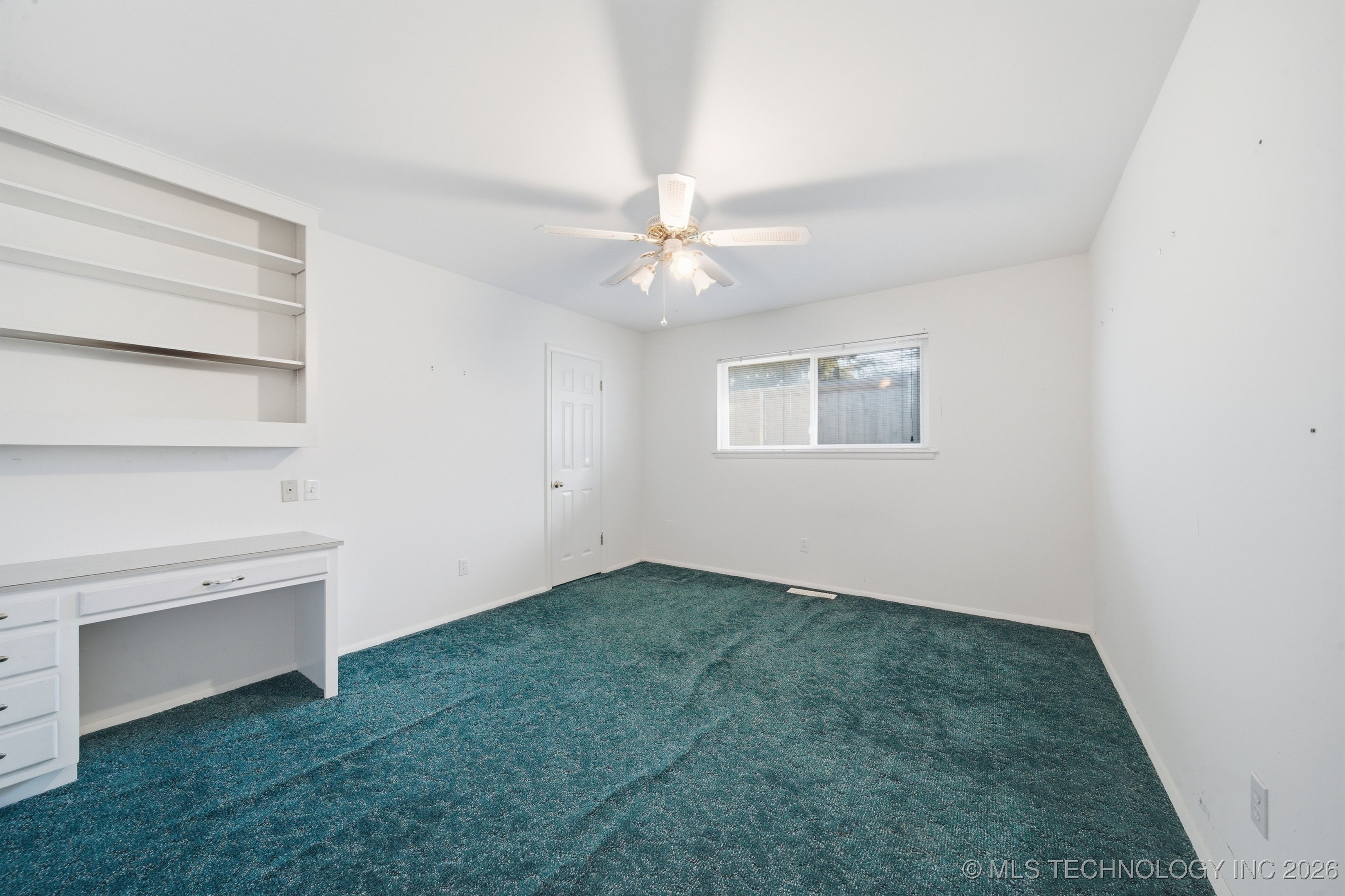 3749 E 48th Place Property Photo 6