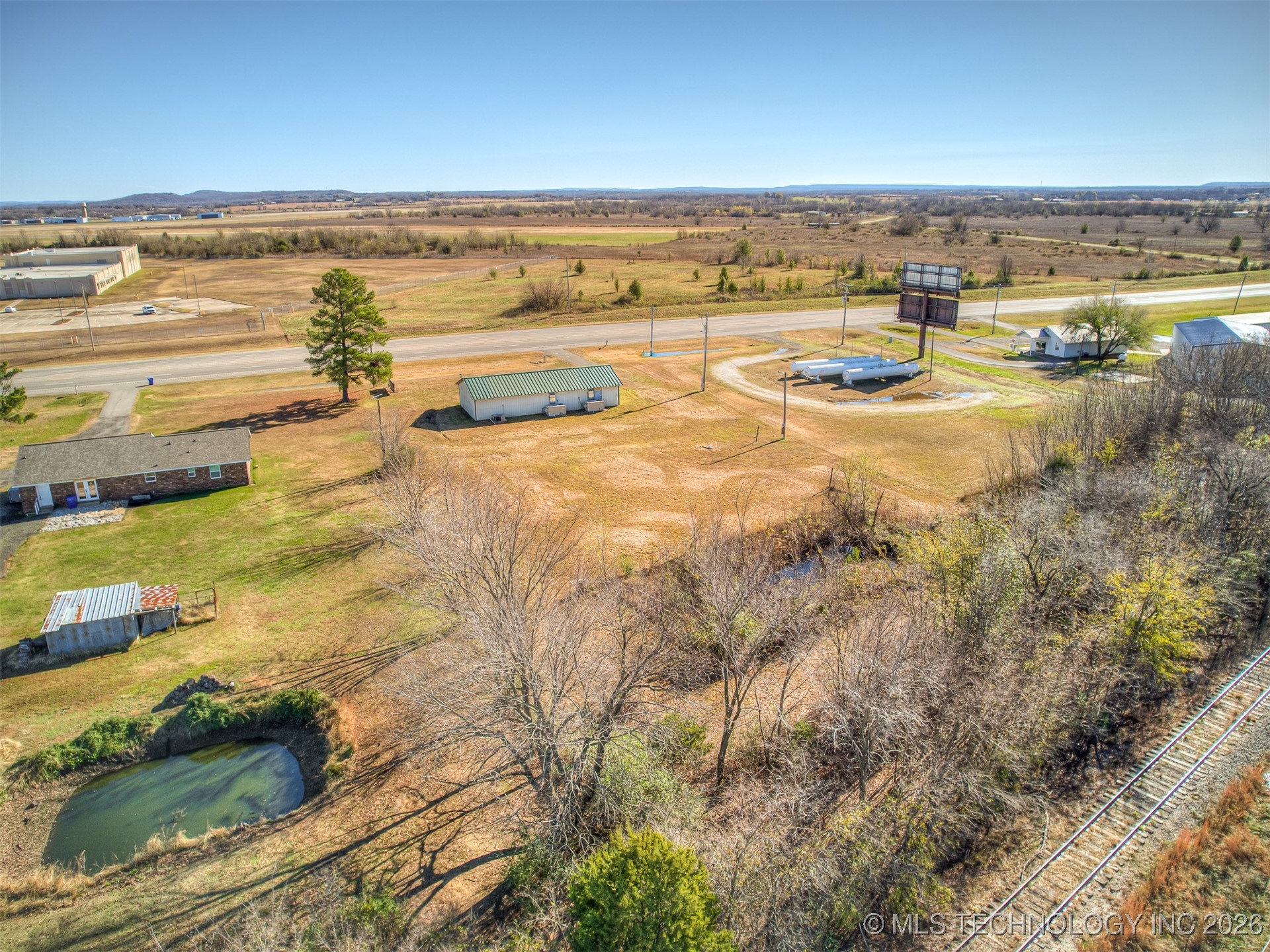 7121 S Cherokee Street Property Photo 12