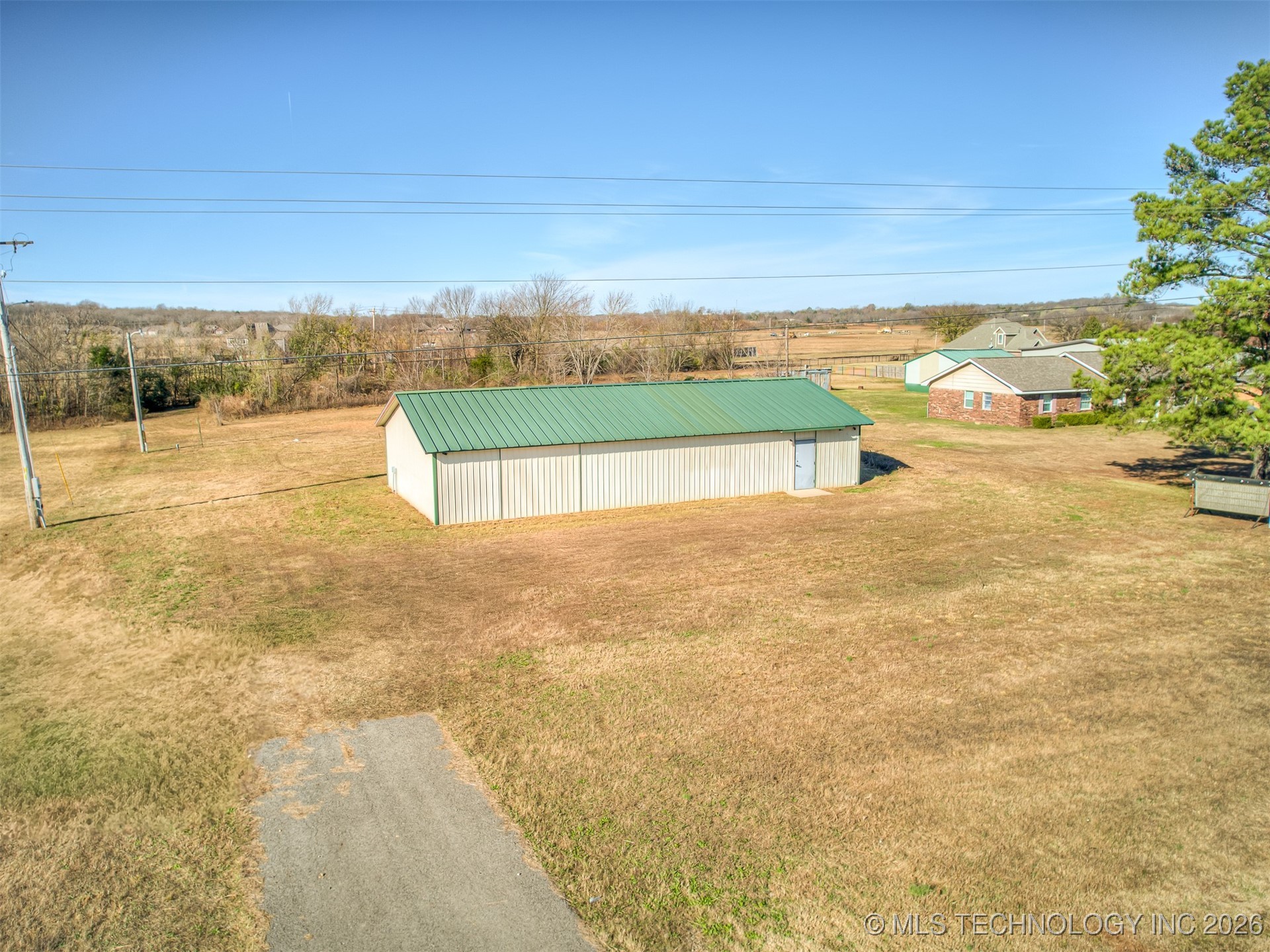 7121 S Cherokee Street Property Photo 19