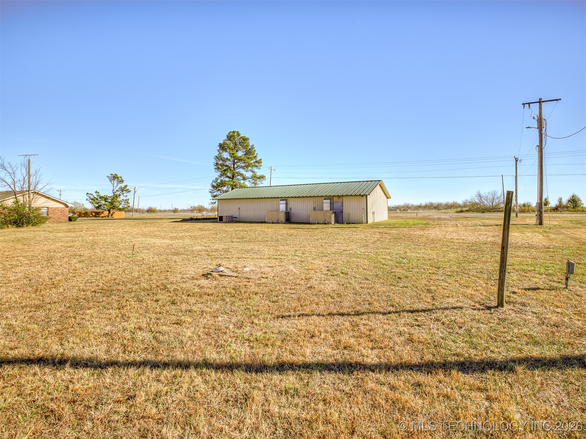 7121 S Cherokee Street Property Photo 30