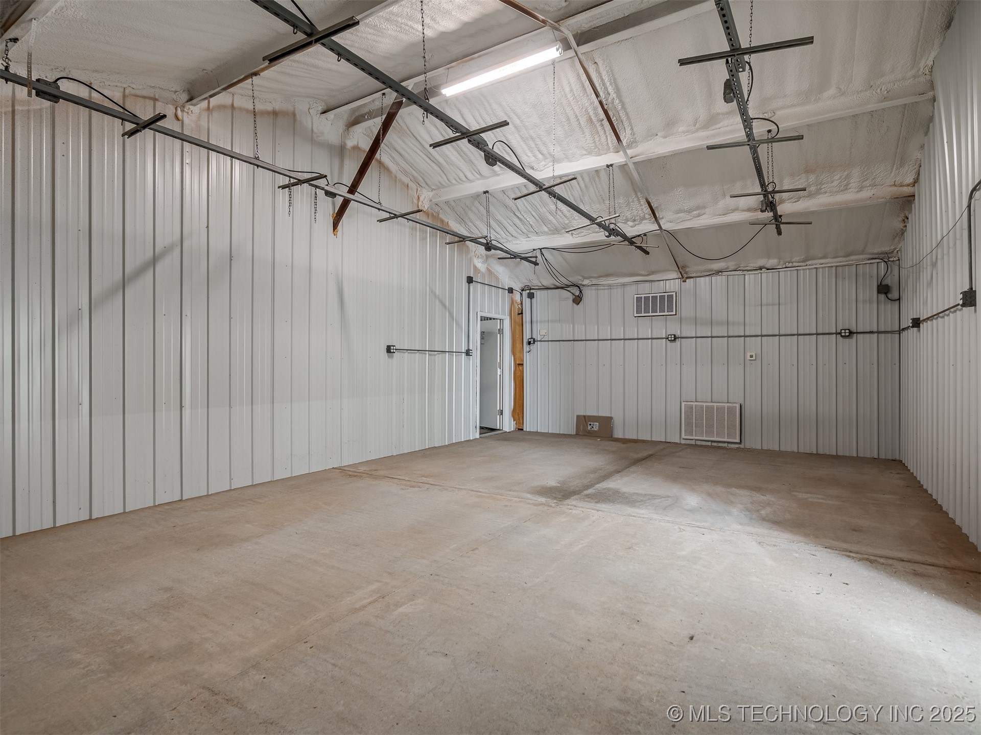 7121 S Cherokee Street Property Photo 39