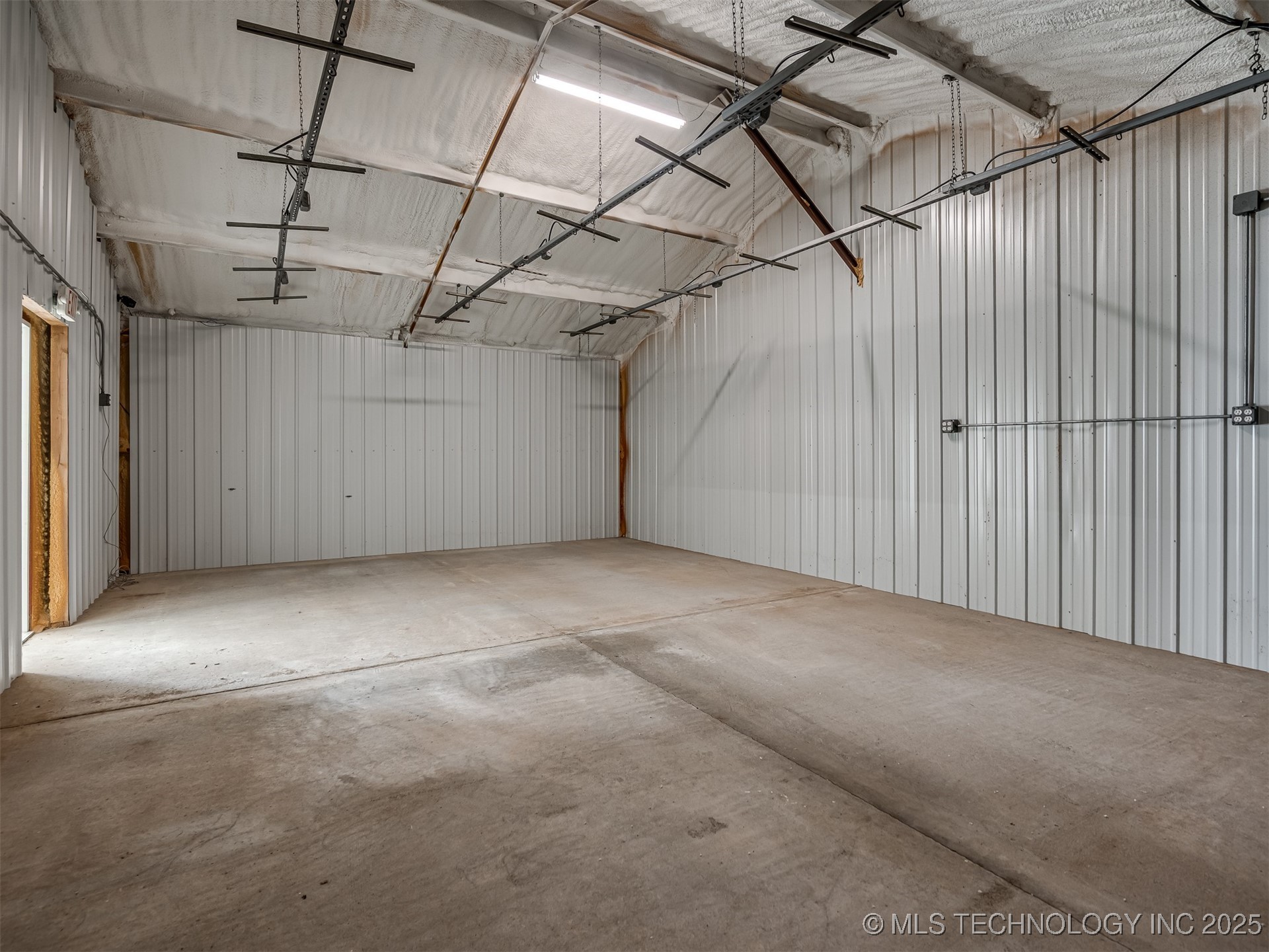 7121 S Cherokee Street Property Photo 40