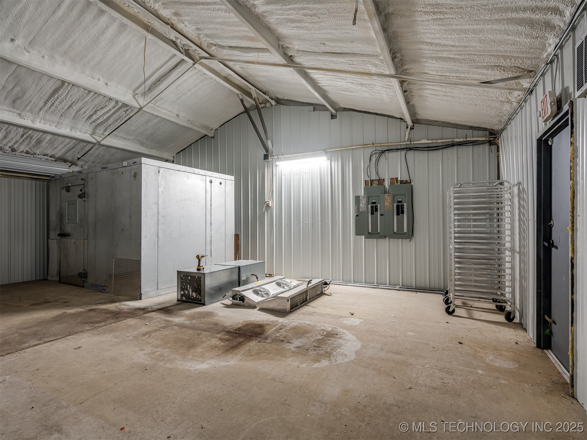 7121 S Cherokee Street Property Photo 42