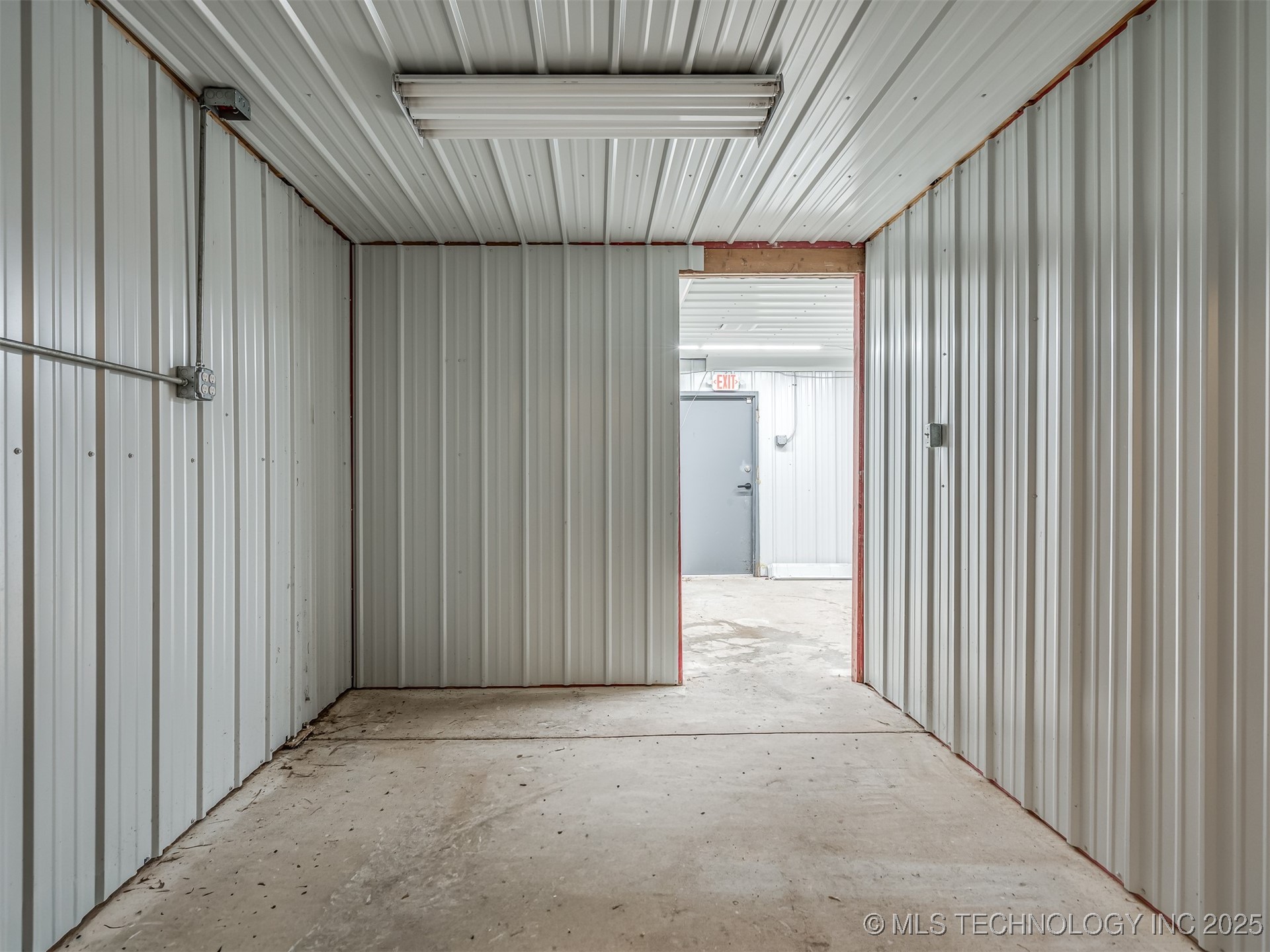 7121 S Cherokee Street Property Photo 49