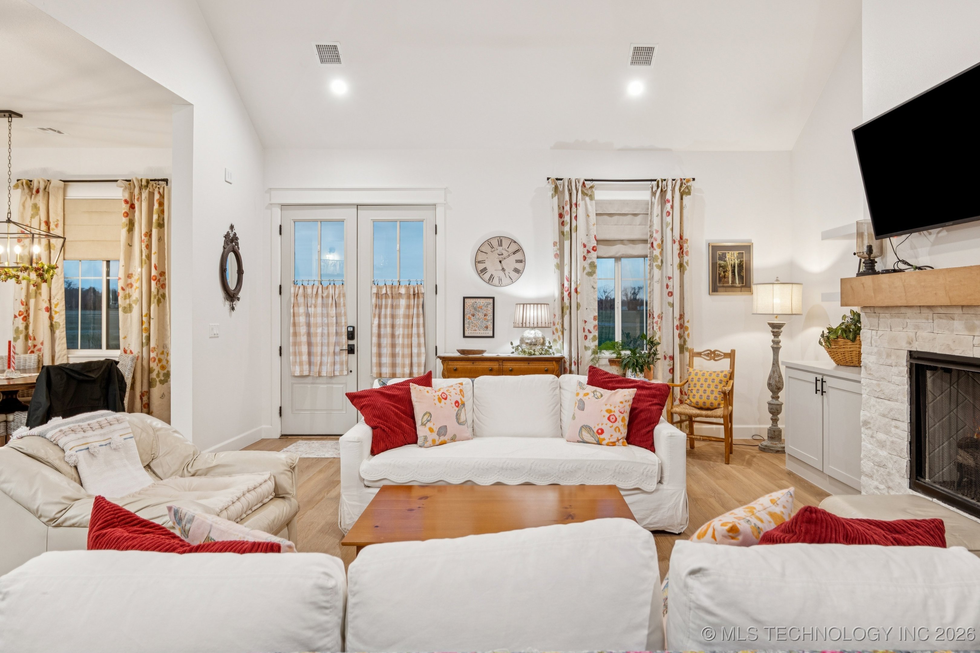 396536 W 2262 Drive Property Photo 7