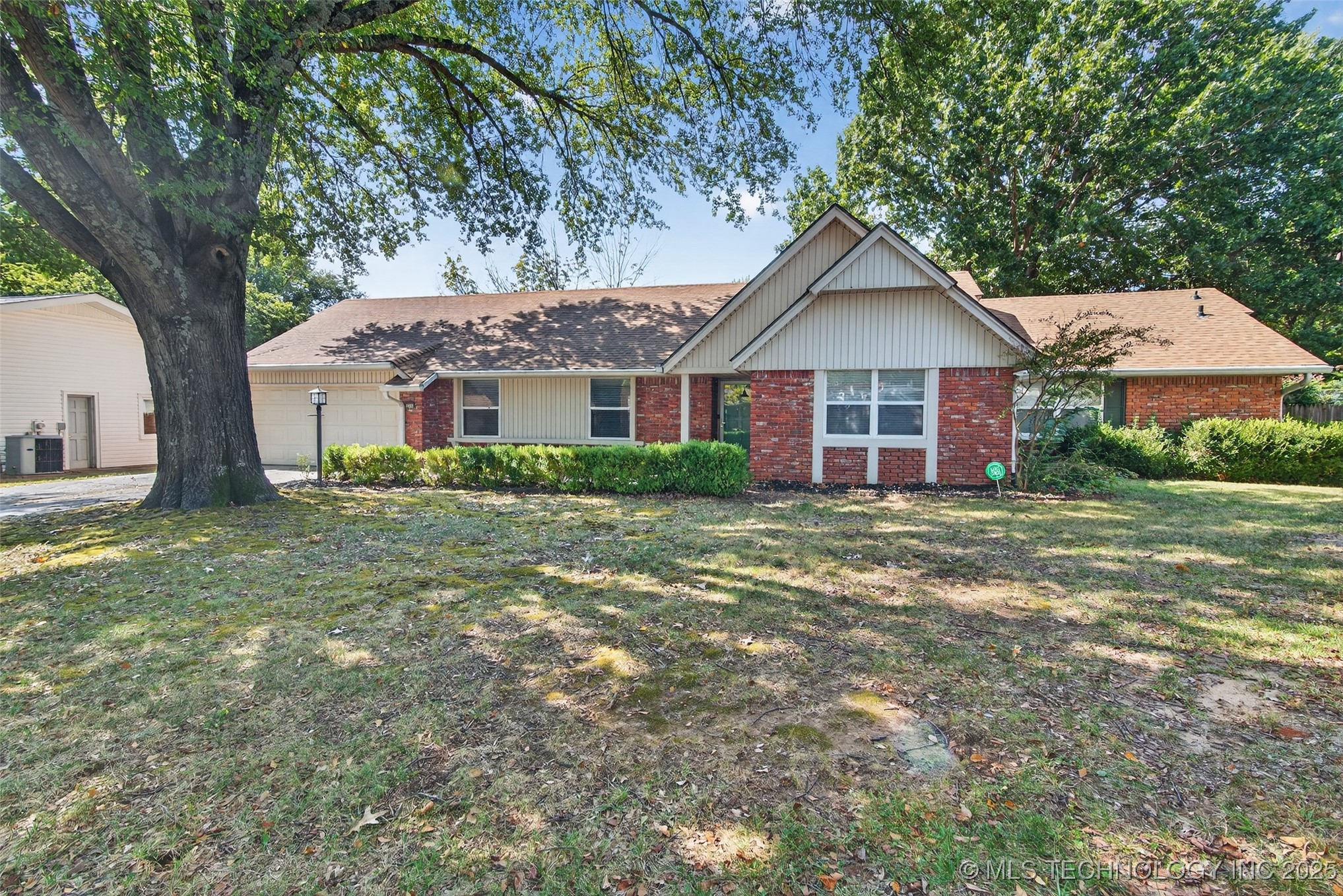 8308 S Indianapolis Place Property Photo 1