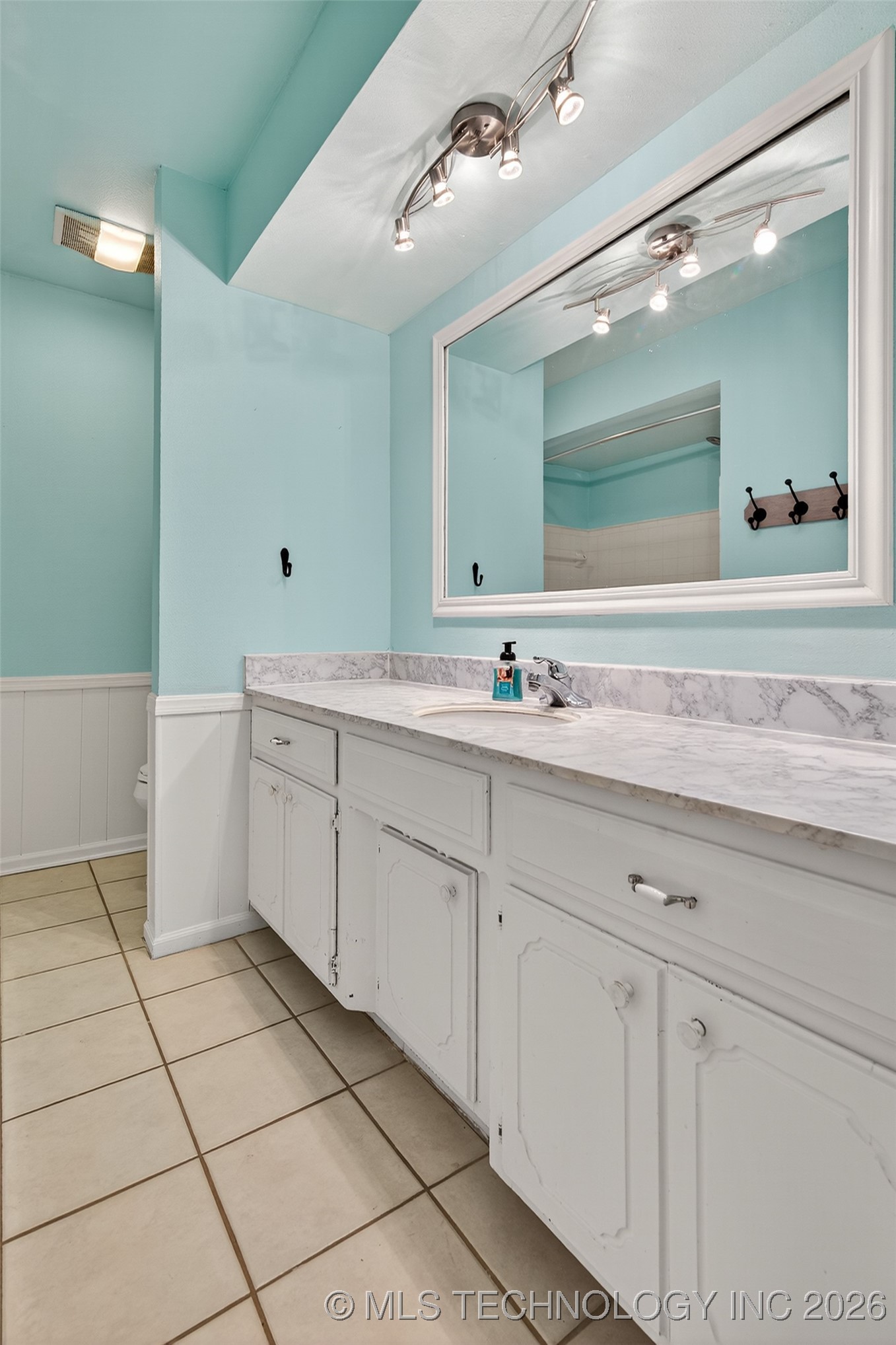 8308 S Indianapolis Place Property Photo 23