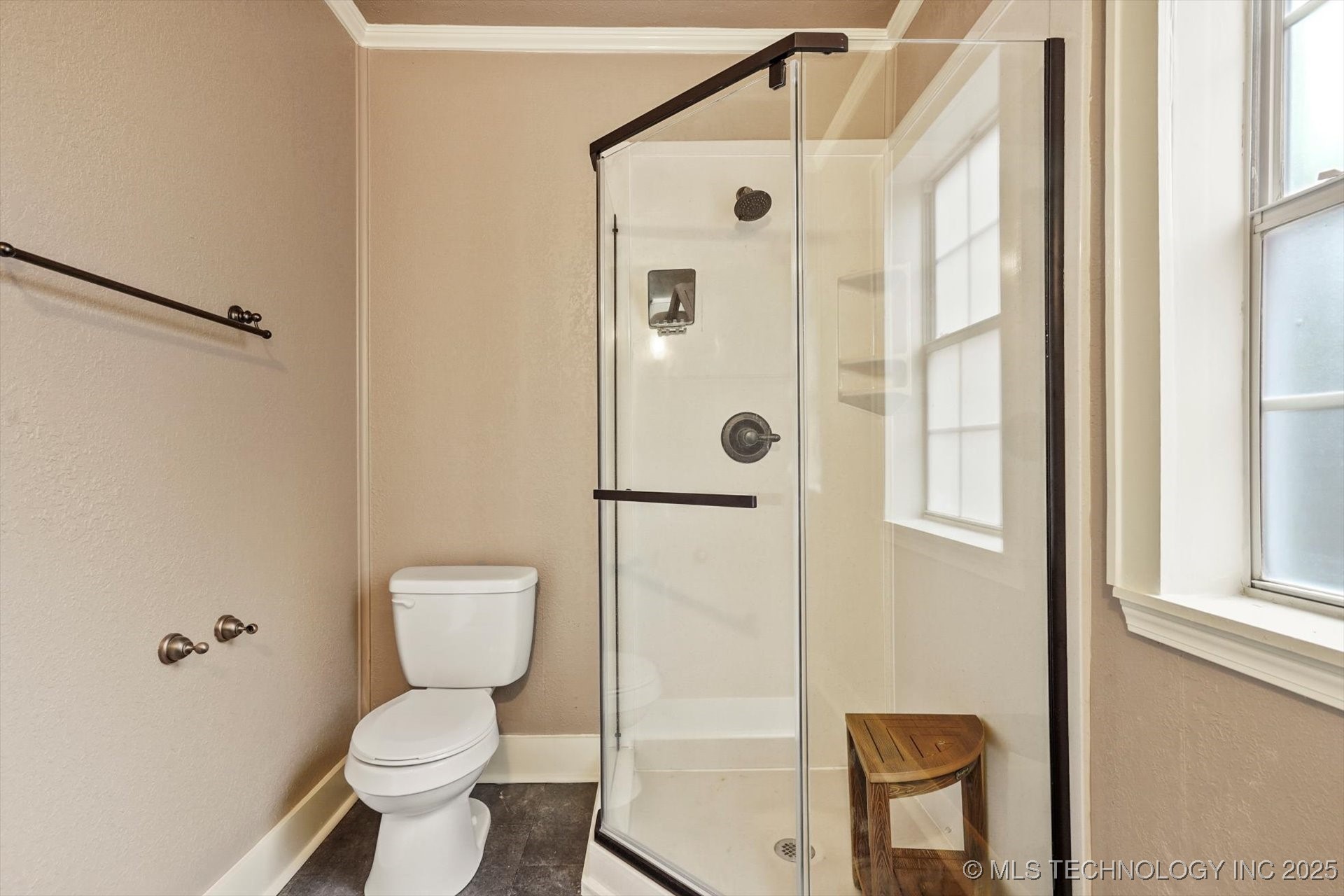 112 E Newton Street Property Photo 18