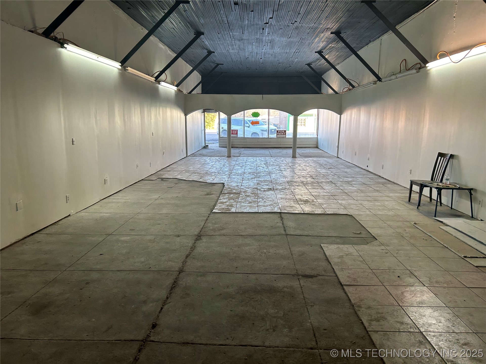 113 N Main Street Property Photo 11