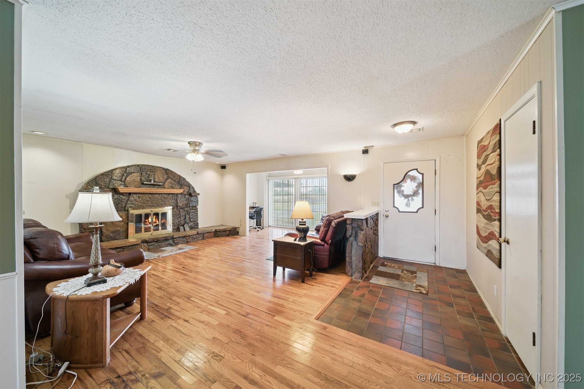 11426 N 123rd East Avenue Property Photo 5