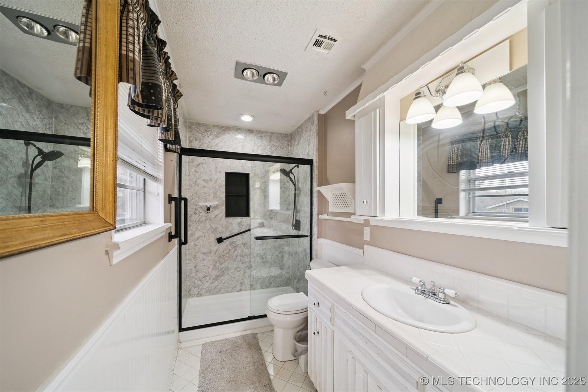 11426 N 123rd East Avenue Property Photo 19