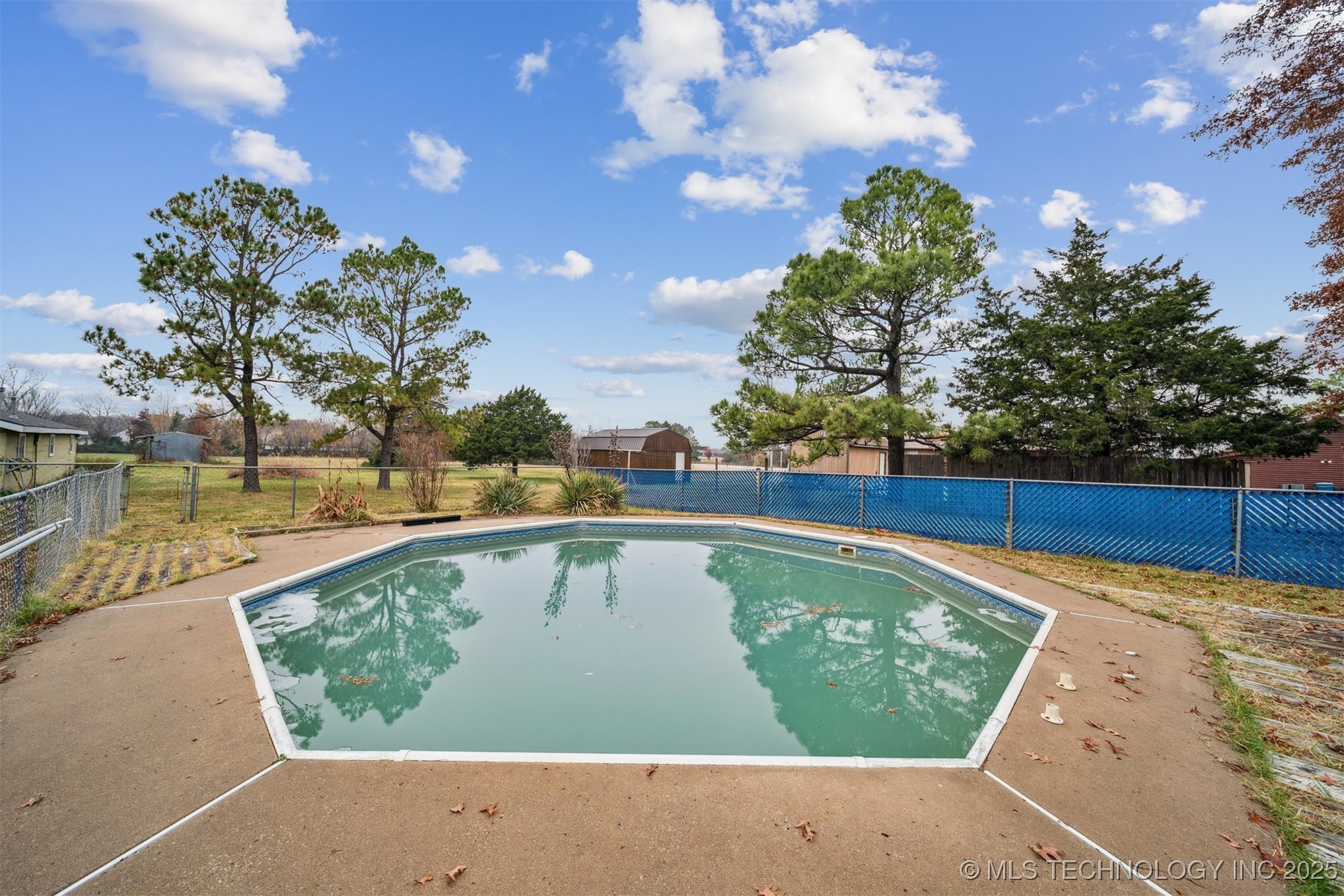 11426 N 123rd East Avenue Property Photo 27