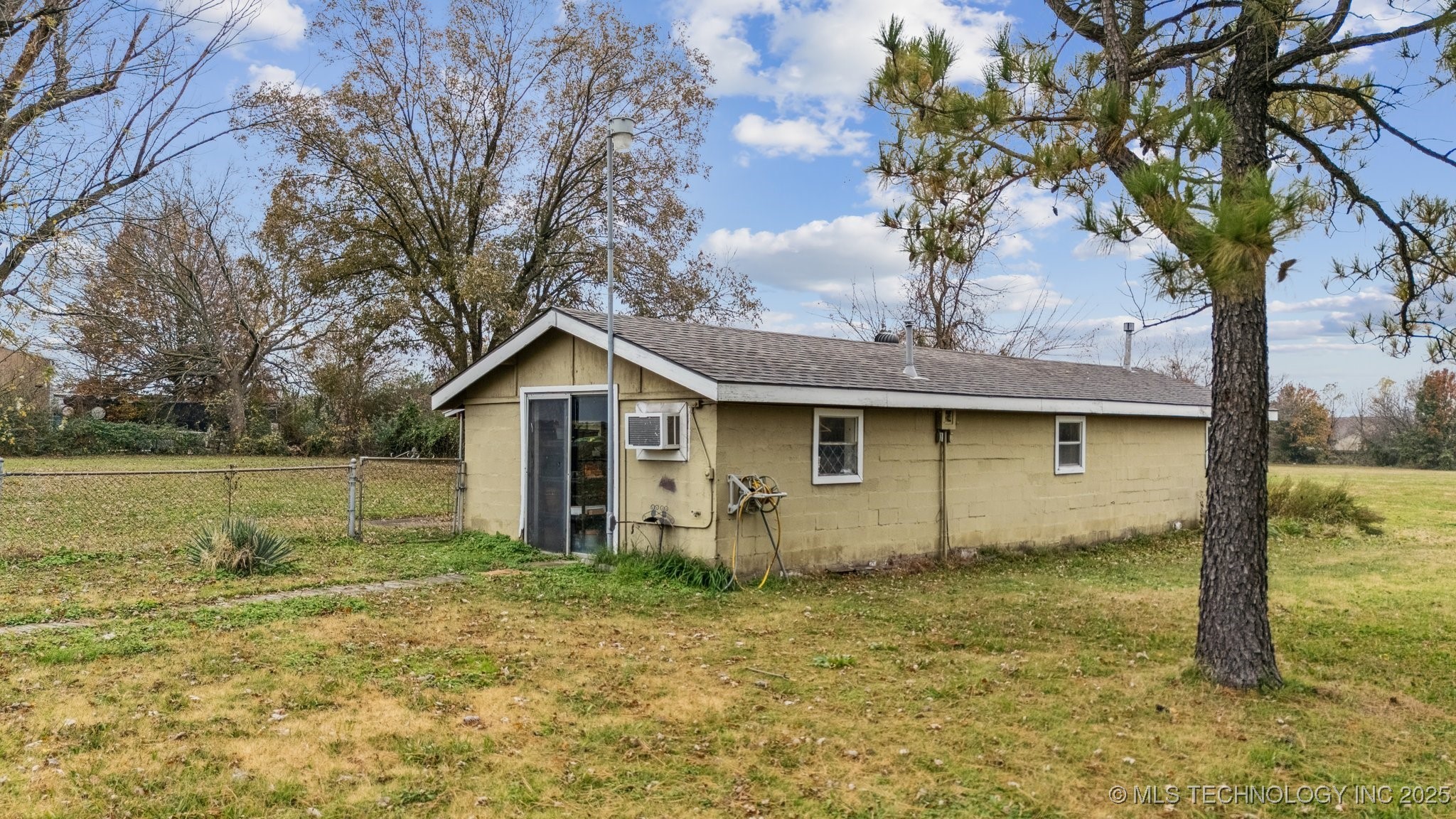 11426 N 123rd East Avenue Property Photo 32