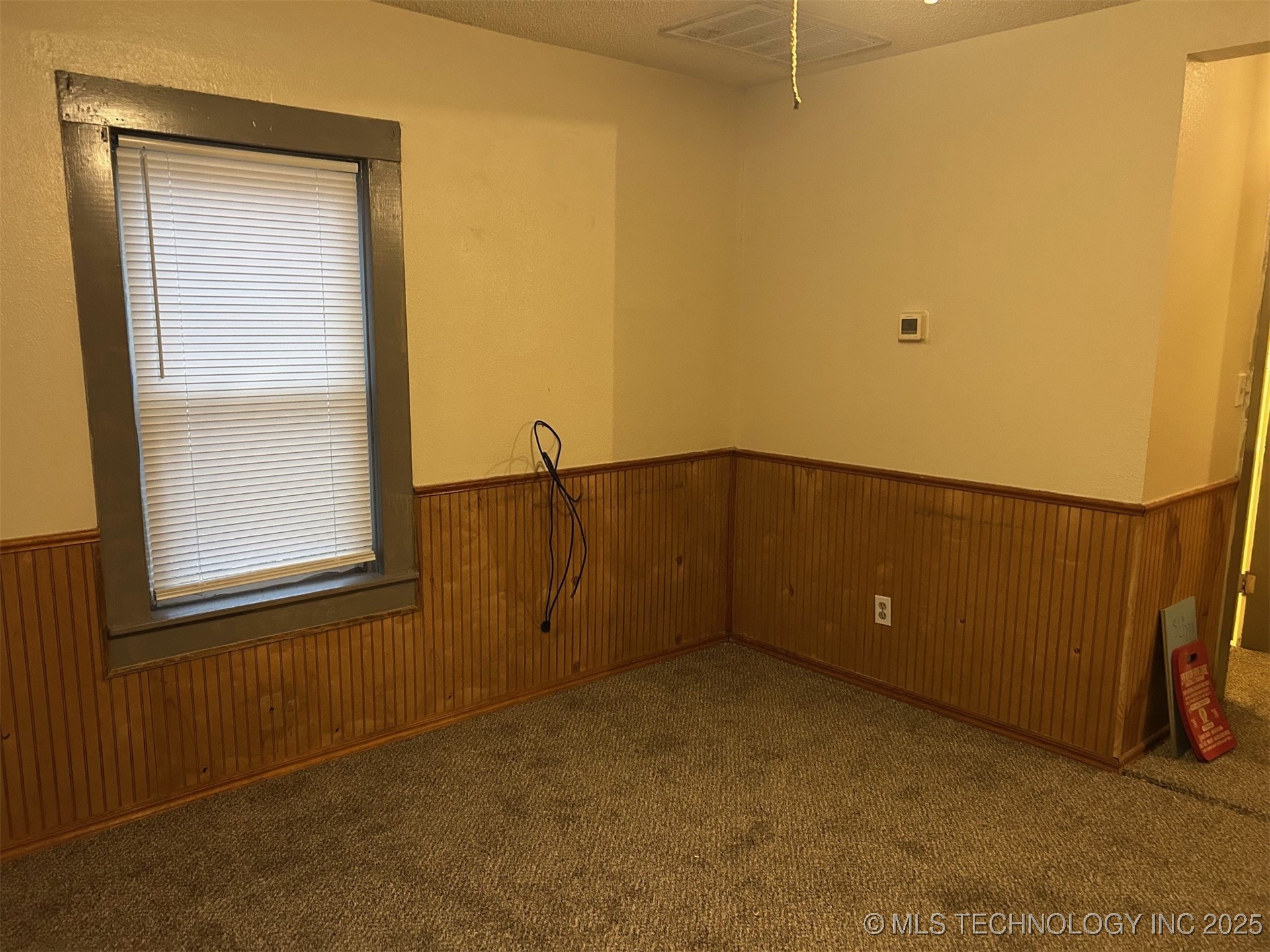 2207 Sallie Street Property Photo 4