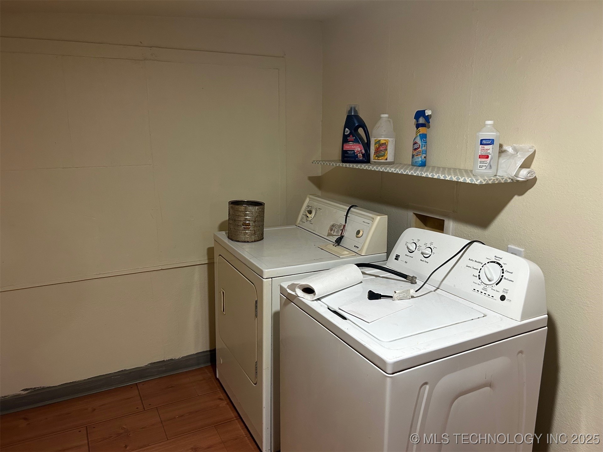 2207 Sallie Street Property Photo 12