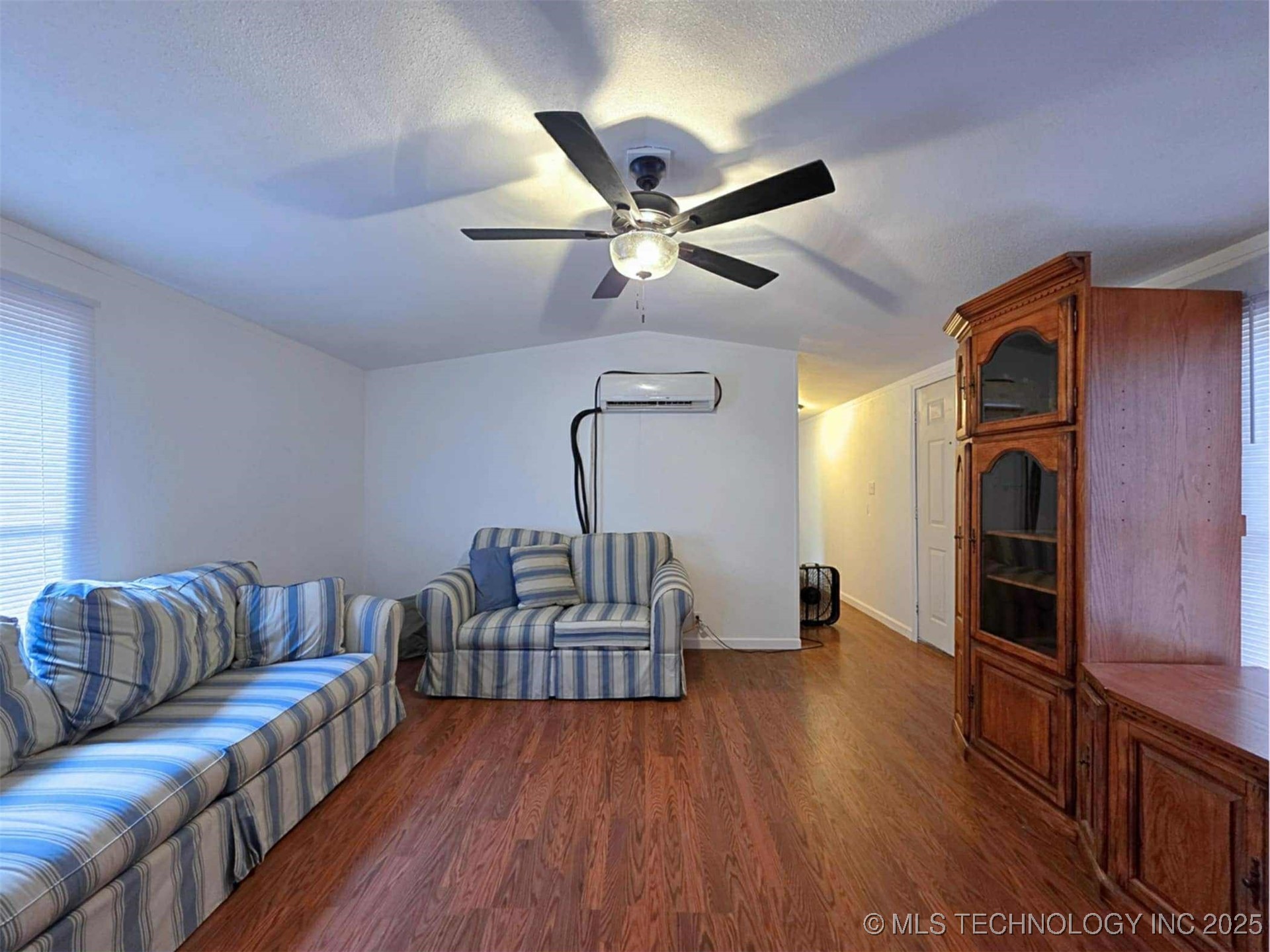 510 1st Street Property Photo 12